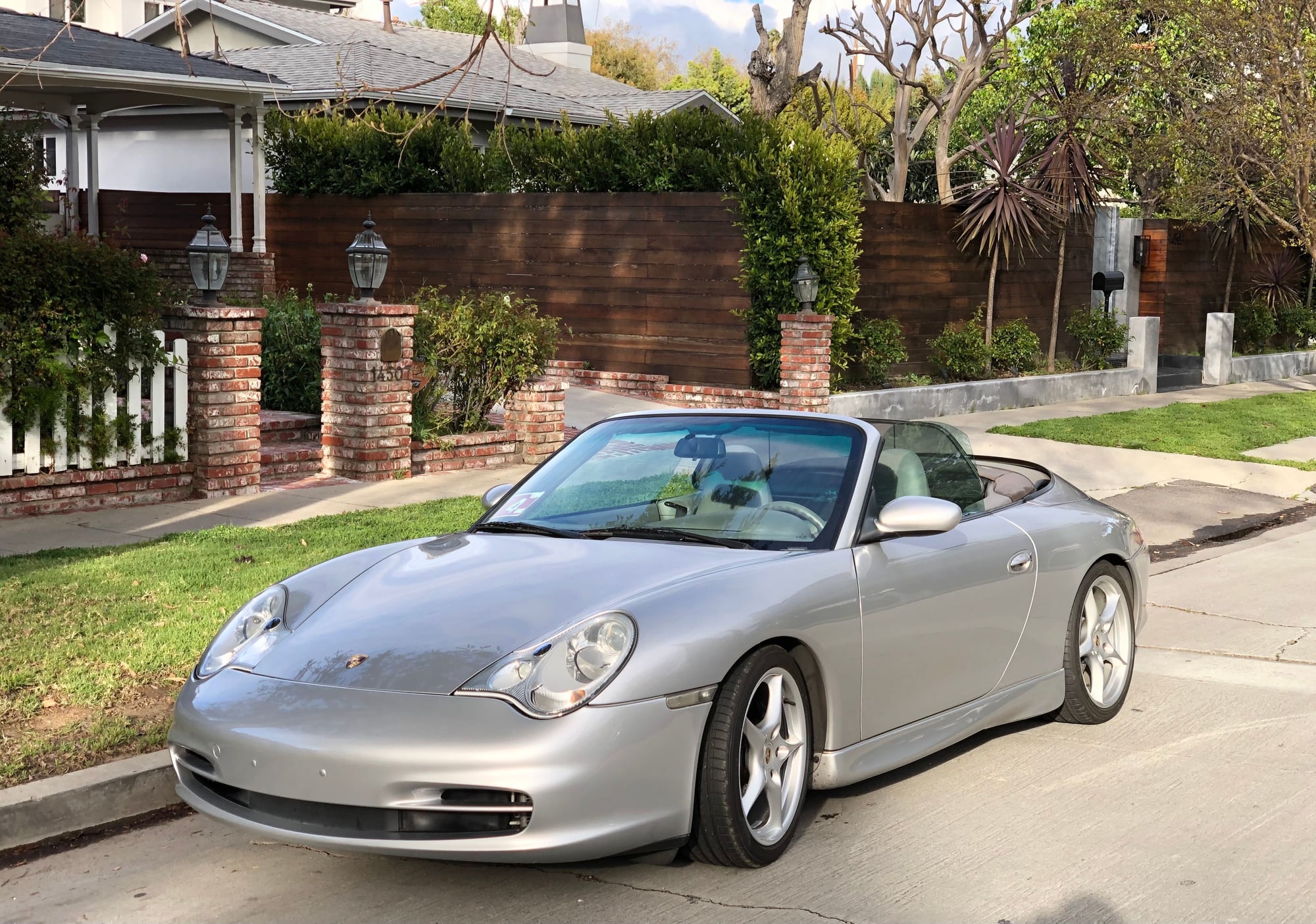 2002 Porsche 911 - C2 Manual with great service history - Used - VIN WP0CA29952S651560 - 82,000 Miles - 6 cyl - 2WD - Manual - Convertible - Silver - Sherman Oaks, CA 91423, United States