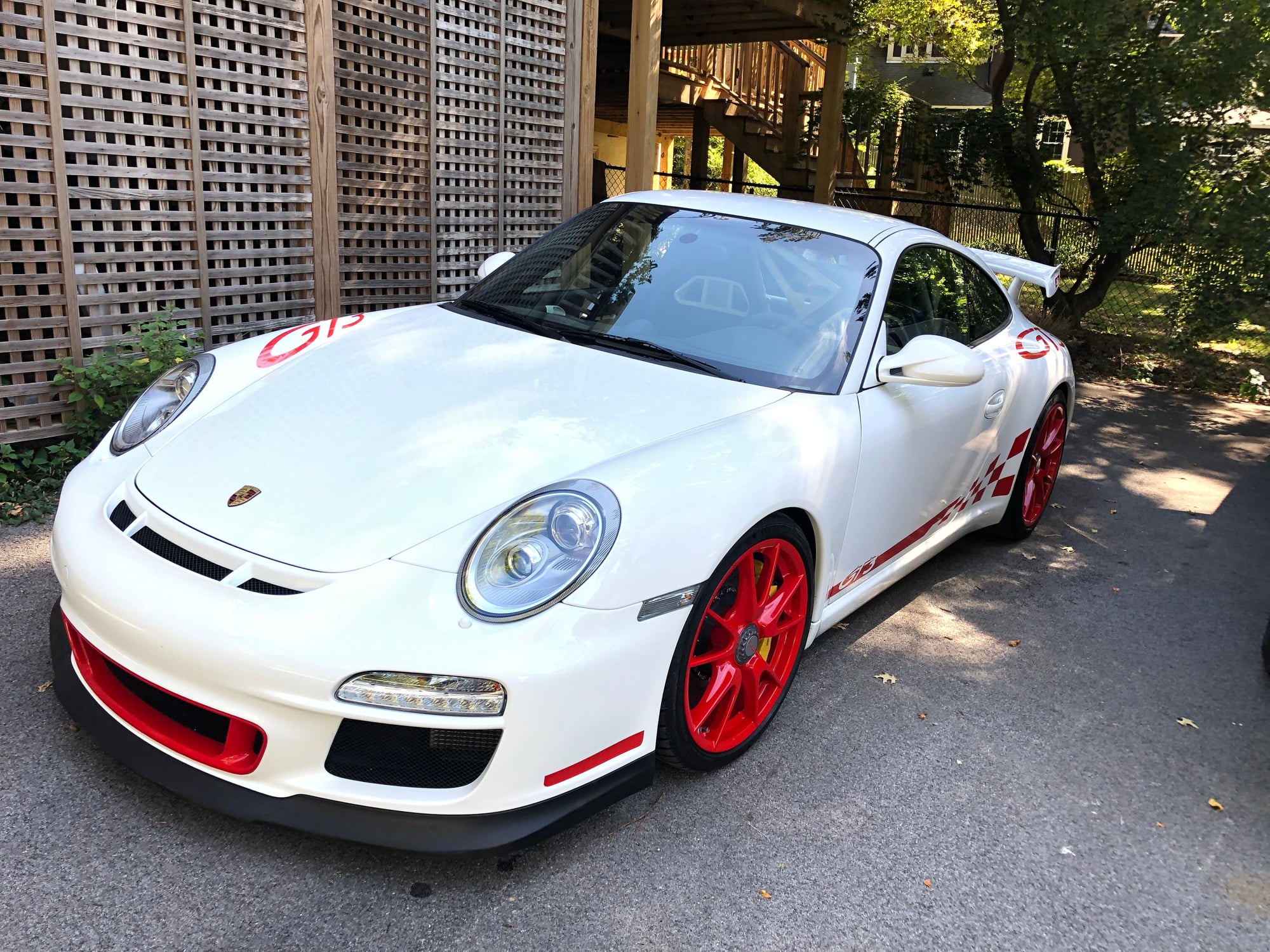 2010 Porsche 911 - 997.2 GT3 - Used - VIN WP0AC2A9XAS783306 - 12,700 Miles - 6 cyl - 2WD - Manual - Coupe - White - Louisville, KY 40204, United States