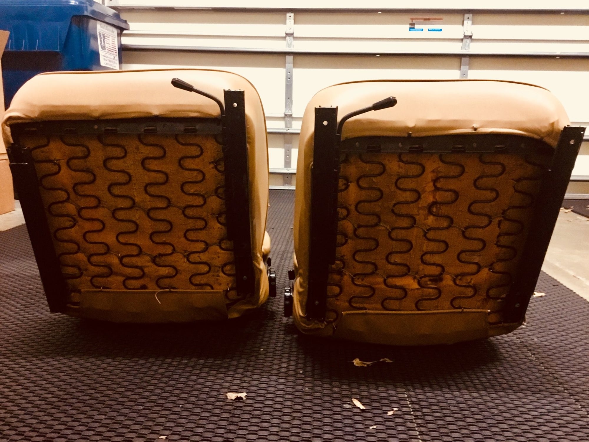 Interior/Upholstery - Porsche SC Seats - Used - 1974 to 1989 Porsche 911 - Marvin, NC 28173, United States