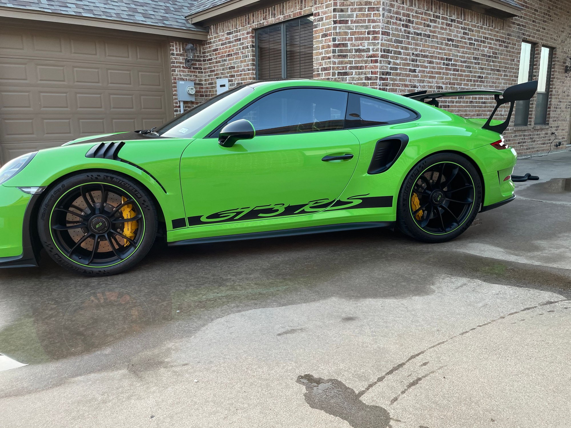 2019 Porsche GT3 - 2019 Porsche 911 GT3 RS - Used - VIN WP0AF2A91KS165574 - 1,122 Miles - 6 cyl - 2WD - Automatic - Coupe - Other - Surrounding Dfw Area, TX 76258, United States