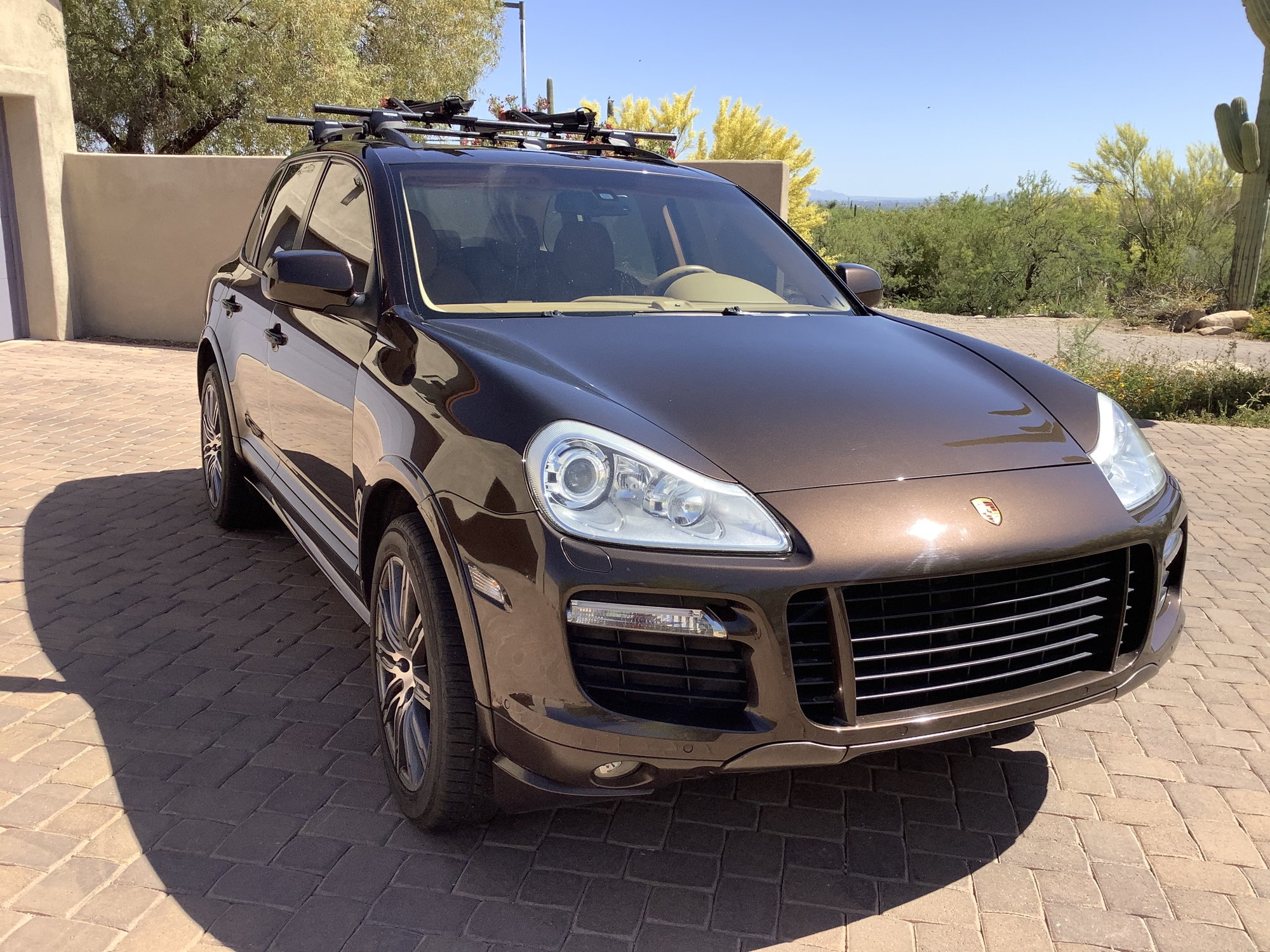 Porsche cayenne gts 2009