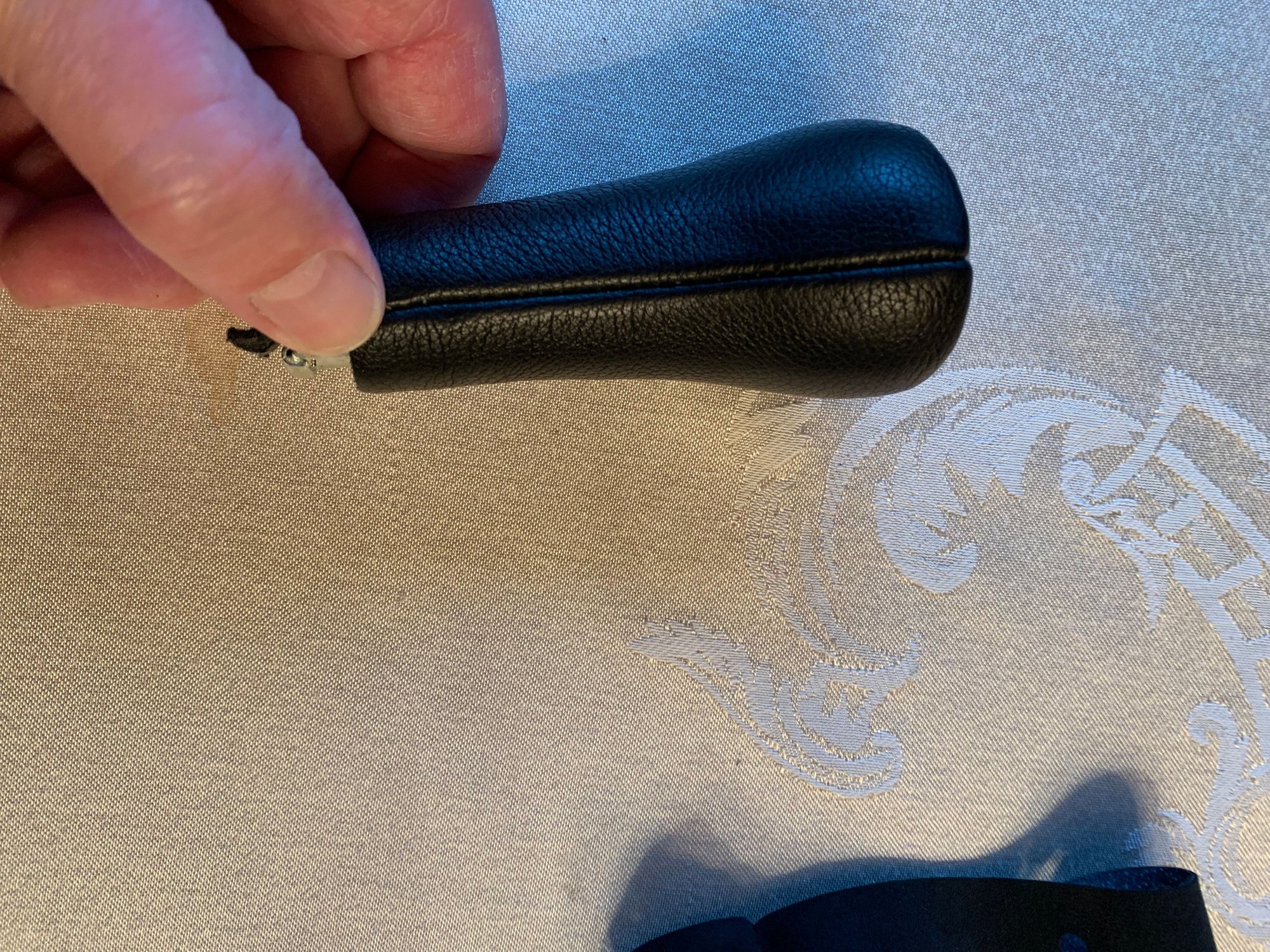 Interior/Upholstery - Two factory shift knobs Porsche crest turbo style - Used - 1999 to 2010 Porsche 911 - Methuen, MA 01844, United States