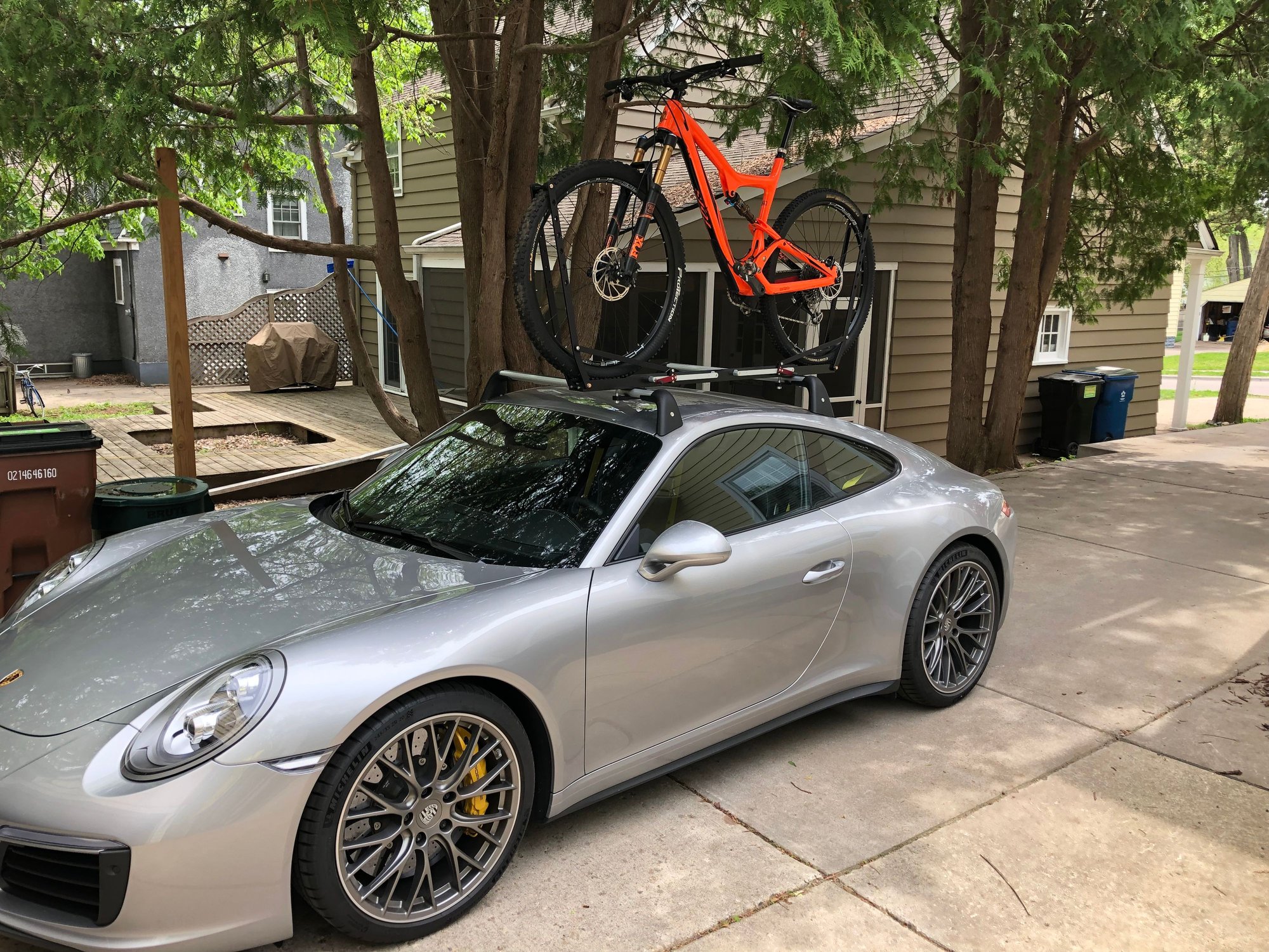 Porsche Roof Rack Bike holder options? Rennlist Porsche