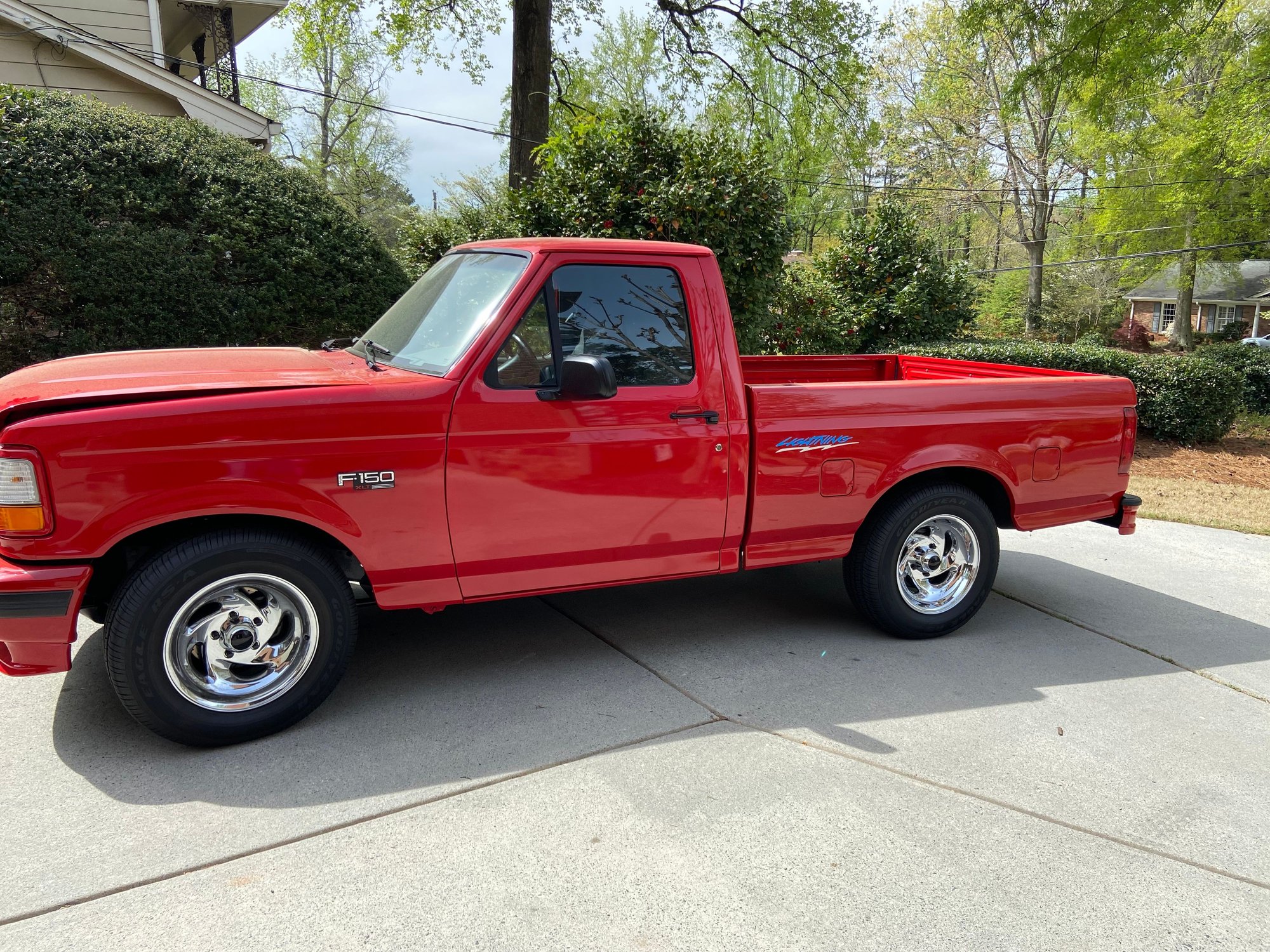 1993 Ford F-150 - 1993 ford lightning - Used - VIN 1111111111111111 - 134,000 Miles - 8 cyl - 2WD - Automatic - Truck - Red - Atlanta, GA 30328, United States