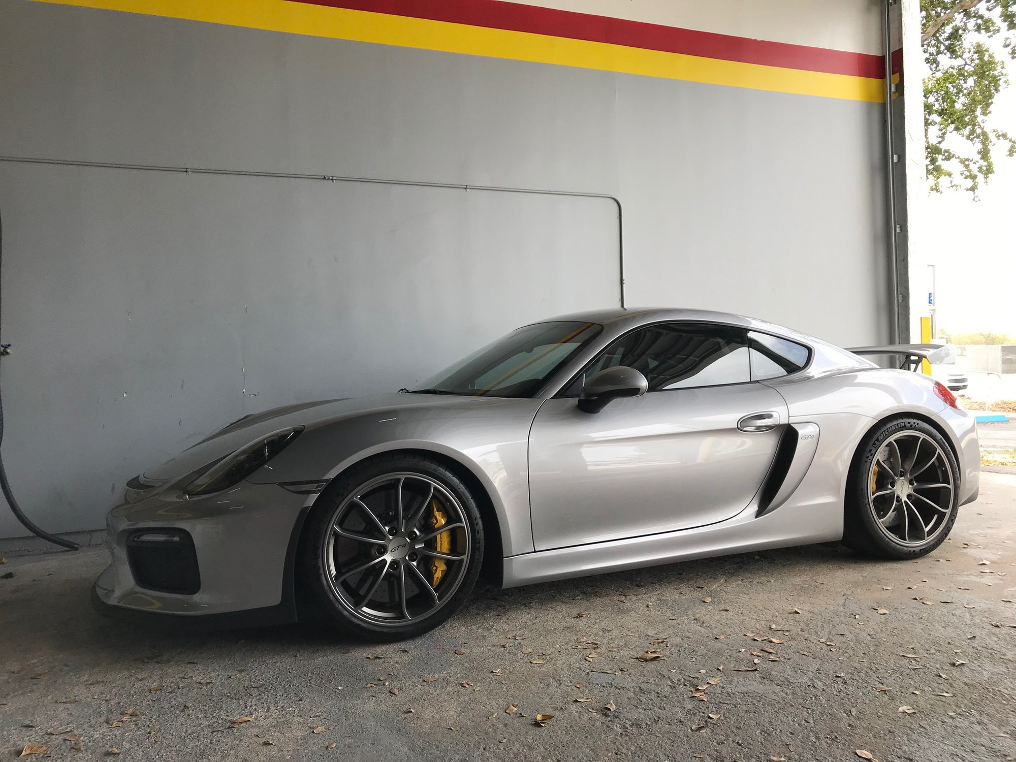 2016 Porsche Cayman GT4 - 2016 Porsche GT4 - Must sell by 3/23 - Used - VIN WP0AC2A87GK197646 - 23,272 Miles - 6 cyl - 2WD - Manual - Coupe - Silver - Fort Lauderdale, FL 33309, United States