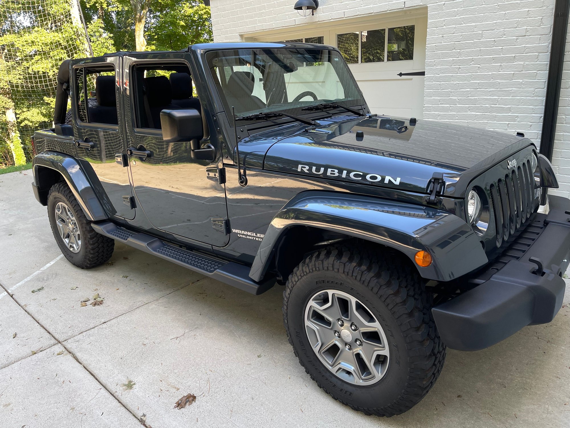 2017 Jeep Wrangler - FS 2017 Jeep Wrangler Unlimited Rubicon - Used - VIN 1C4HJWFG8HL592782 - 4,600 Miles - 6 cyl - Automatic - Convertible - Blue - Brentwood, TN 37027, United States
