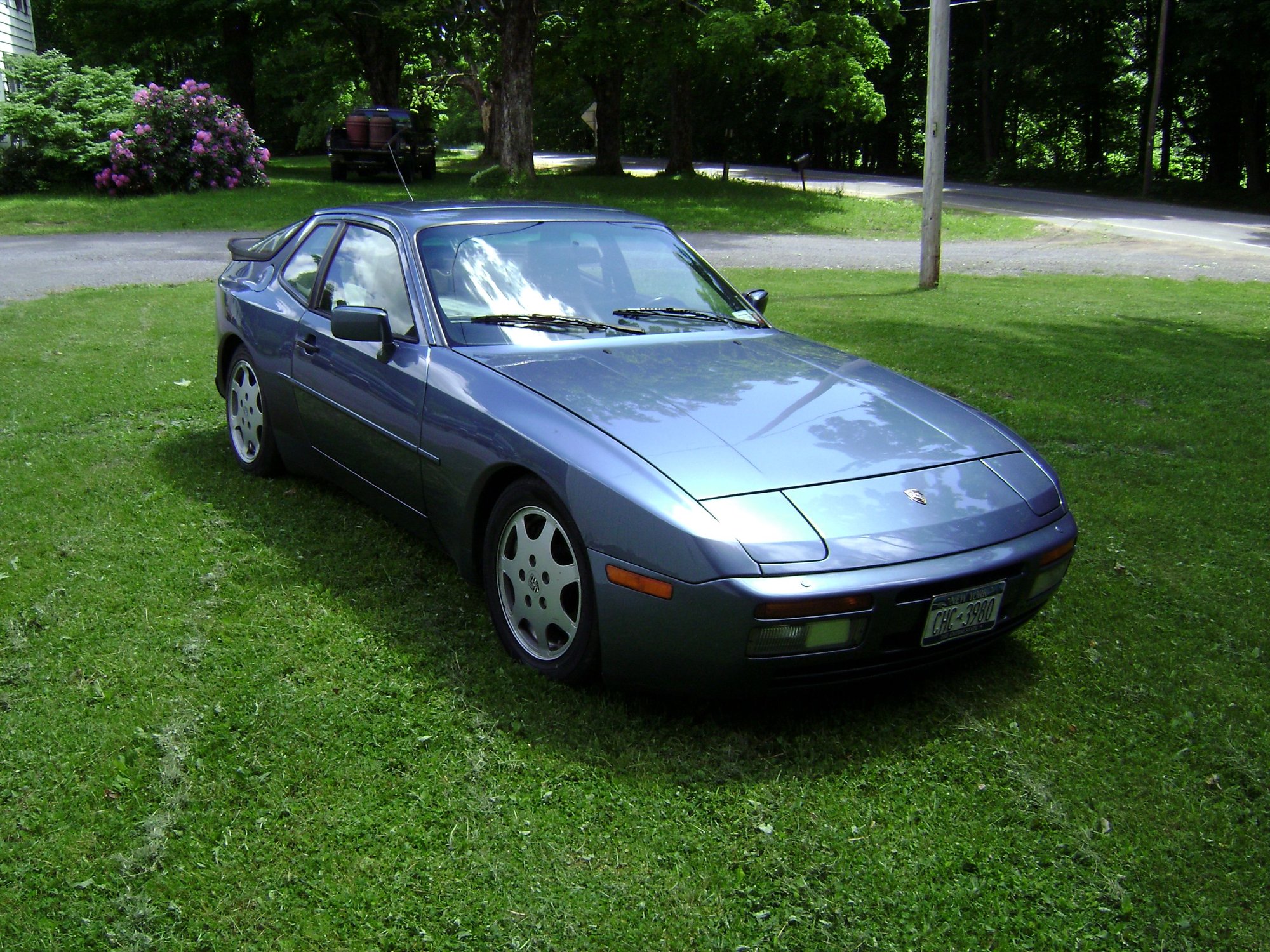 1989 Porsche 944 Turbo. M030 package in Baltic Blue with Linen interior