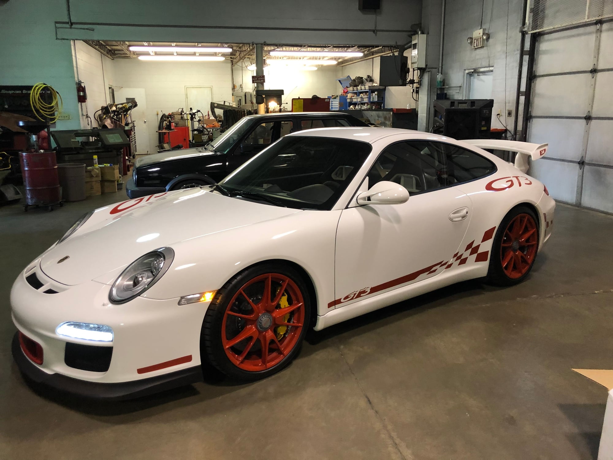 2010 Porsche 911 - 997.2 GT3 - Used - VIN WP0AC2A9XAS783306 - 12,700 Miles - 6 cyl - 2WD - Manual - Coupe - White - Louisville, KY 40204, United States