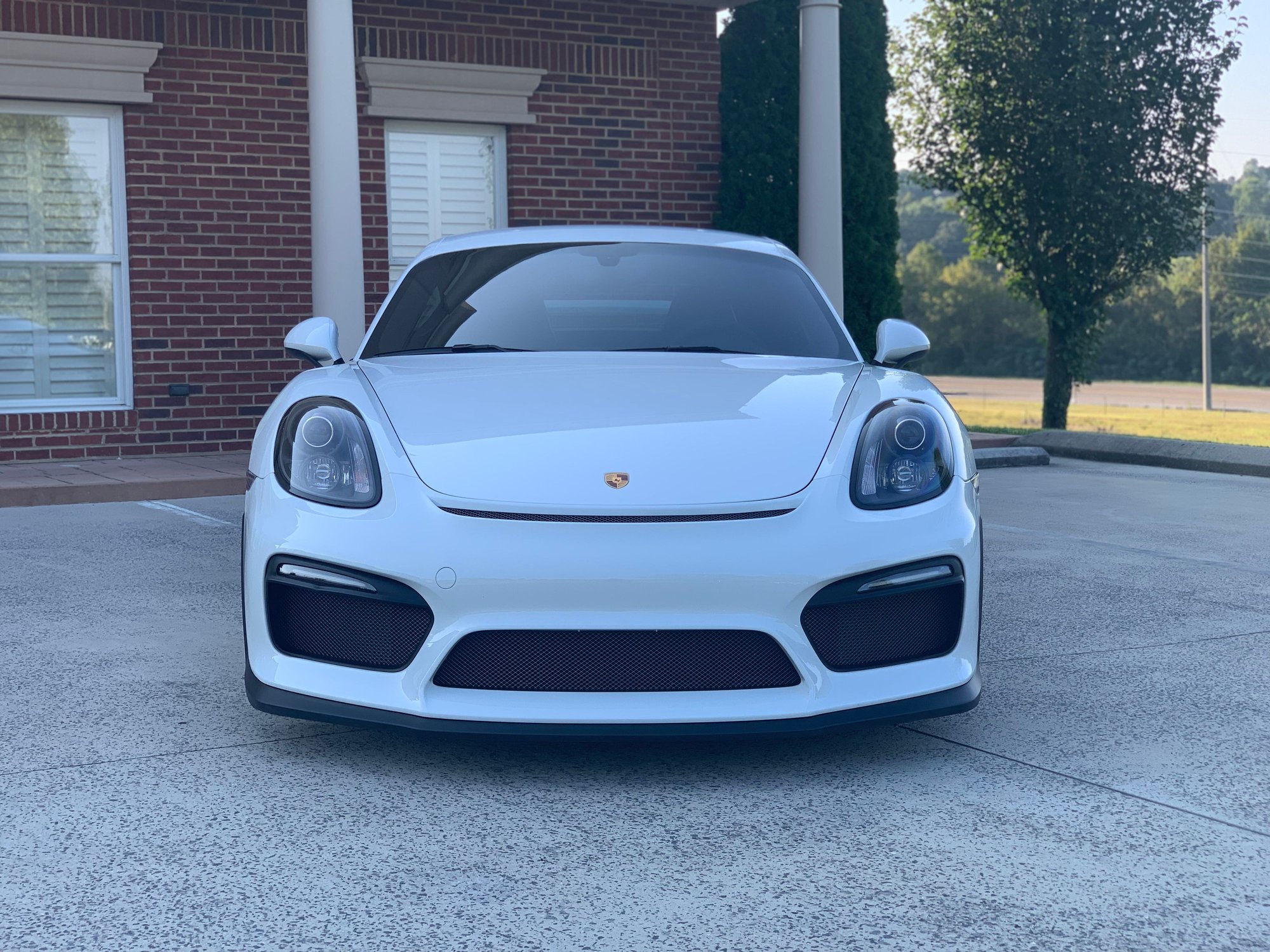 2016 Porsche Cayman GT4 - Certified Porsche GT4 - Used - VIN WP0AC2A8XGK191680 - 6 cyl - 2WD - Manual - Coupe - White - Cleveland, TN 37312, United States