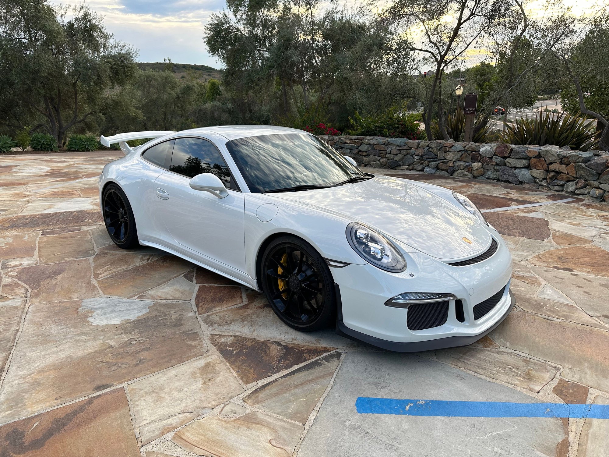2015 Porsche GT3 - 2015 white GT3, FAL, PCCB, SoCal - Used - VIN WP0AC2A95FS183509 - 28,568 Miles - 6 cyl - 2WD - Automatic - Coupe - White - San Diego, CA 92127, United States