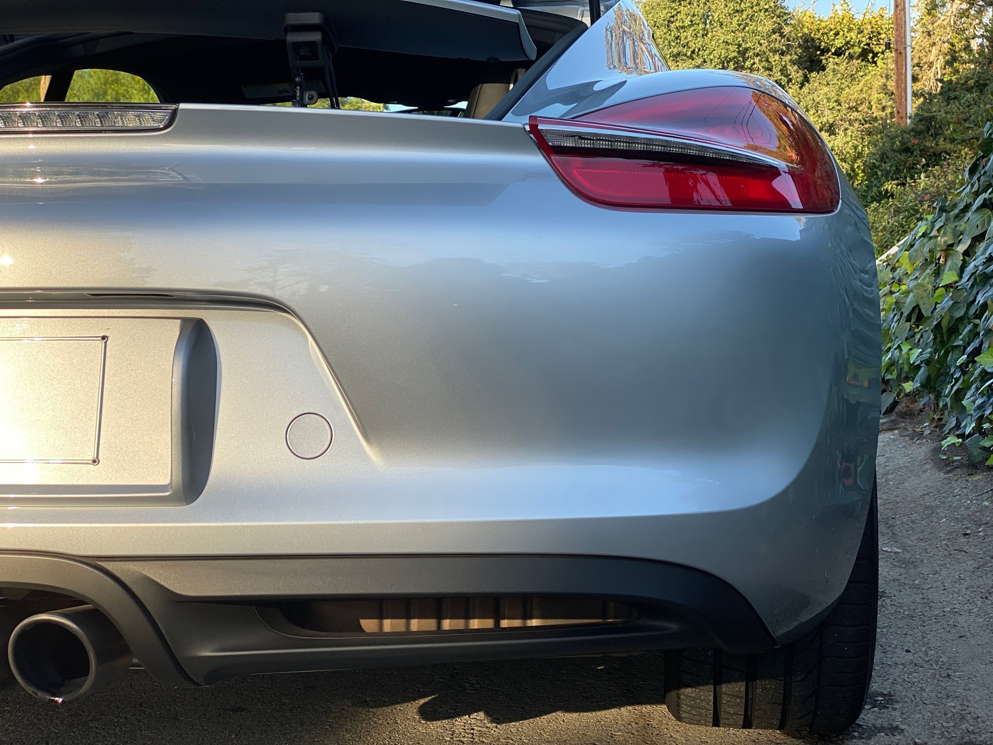 2014 Porsche Cayman - 2014 Cayman S PDK - Used - VIN WP0AB2A89EK192271 - 31,000 Miles - 6 cyl - 2WD - Automatic - Coupe - Silver - Laguna Beach, CA 92651, United States