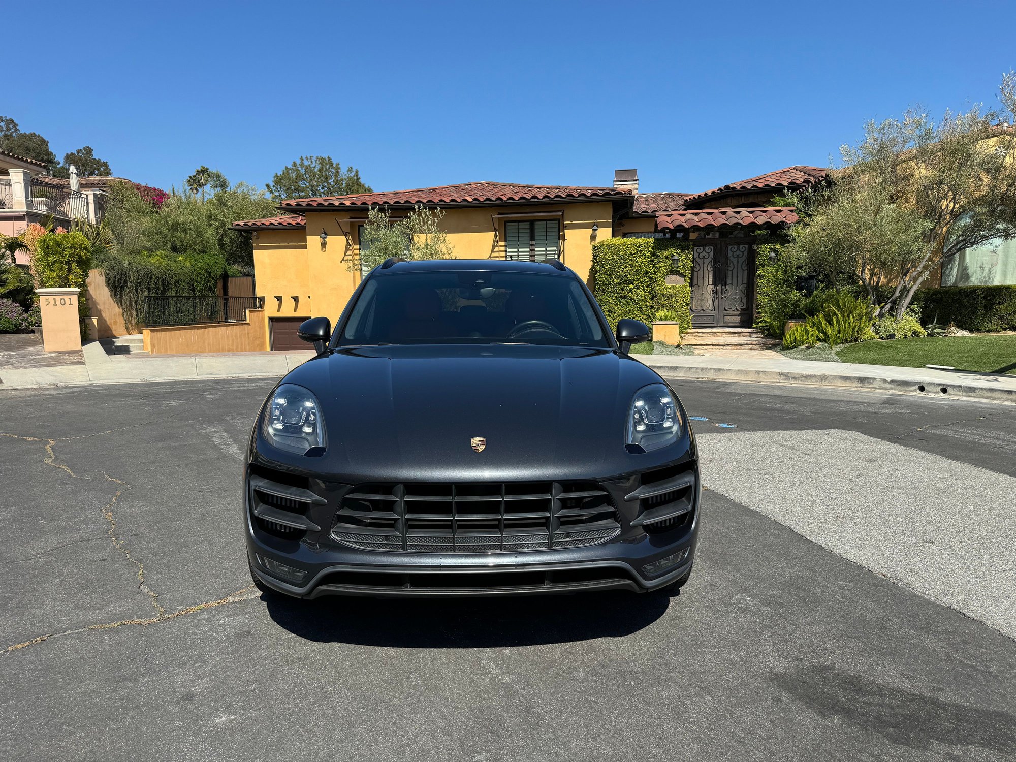 2017 Porsche Macan - 2017 MACAN TURBO PERFORMANCE PACKAGE - Used - VIN WP1AF2A55HLB62076 - 6 cyl - AWD - Automatic - SUV - Gray - Los Angeles, CA 90027, United States