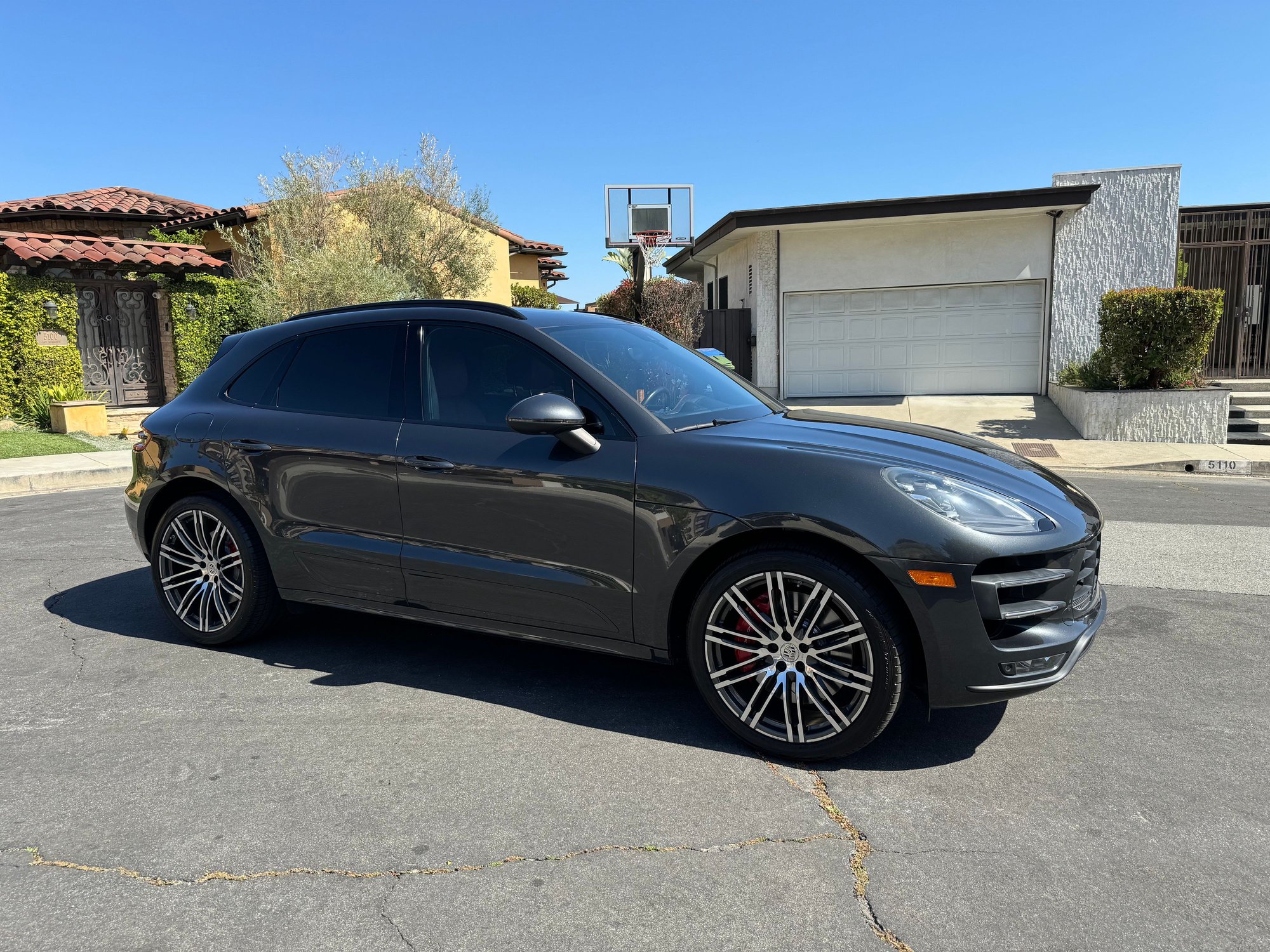 2017 Porsche Macan - 2017 MACAN TURBO PERFORMANCE PACKAGE - Used - VIN WP1AF2A55HLB62076 - 6 cyl - AWD - Automatic - SUV - Gray - Los Angeles, CA 90027, United States