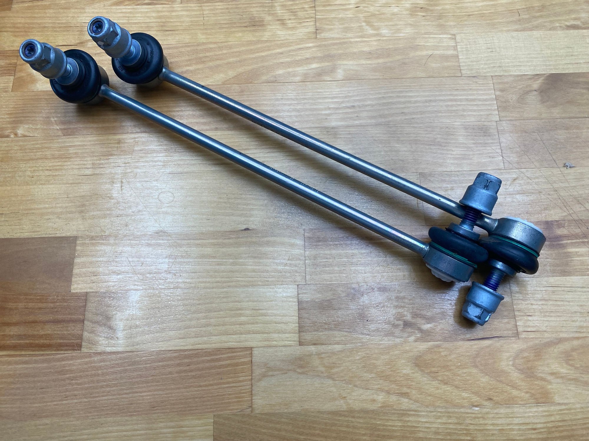 Steering/Suspension - OEM FRONT DROP LINKS (997-343-073-03 AND 997-343-074-03 | 997 FITMENT) - Used - 2006 to 2013 Porsche 911 - Metro Detroit, MI 48346, United States