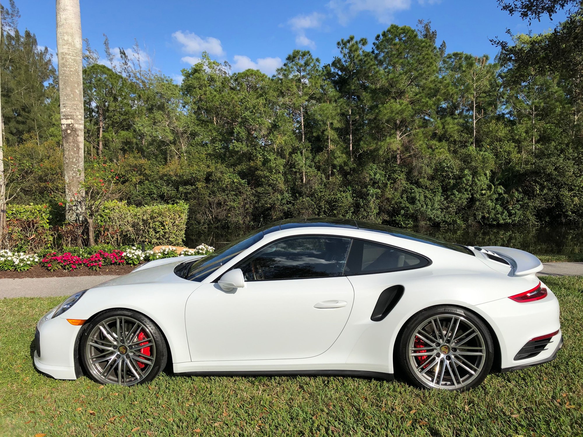 2017 Porsche 911 - 2017 991.2 Turbo Coupe Low miles  Must Sell - Used - VIN WP0AD2A95HS166452 - 16,000 Miles - 6 cyl - AWD - Automatic - Coupe - White - Palm Beach Gardens, FL 33412, United States