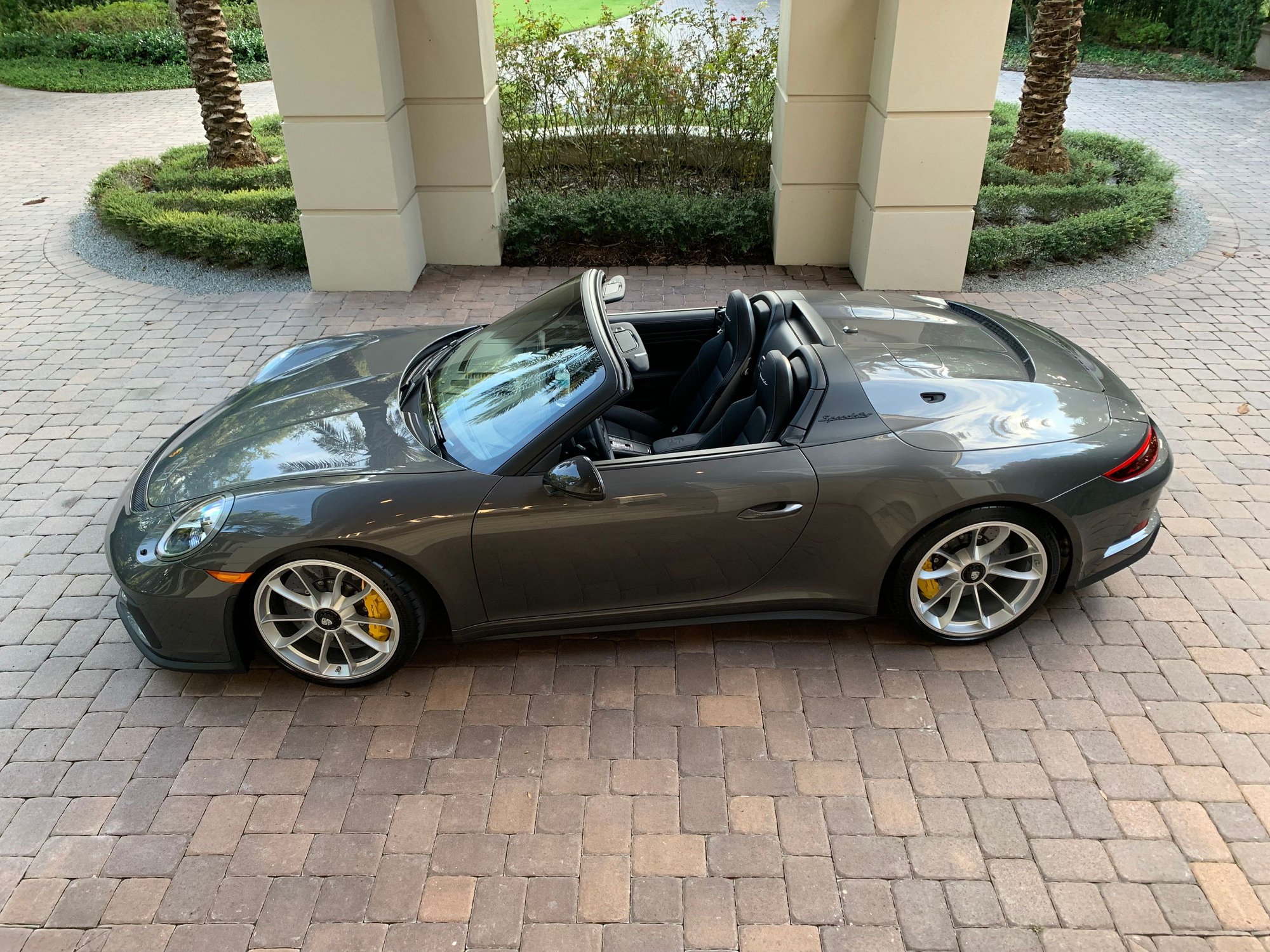 2019 Porsche 911 - 2019 Speedster! - Used - VIN WP0CF2A90KS172217 - 160 Miles - Sarasota, FL 34239, United States