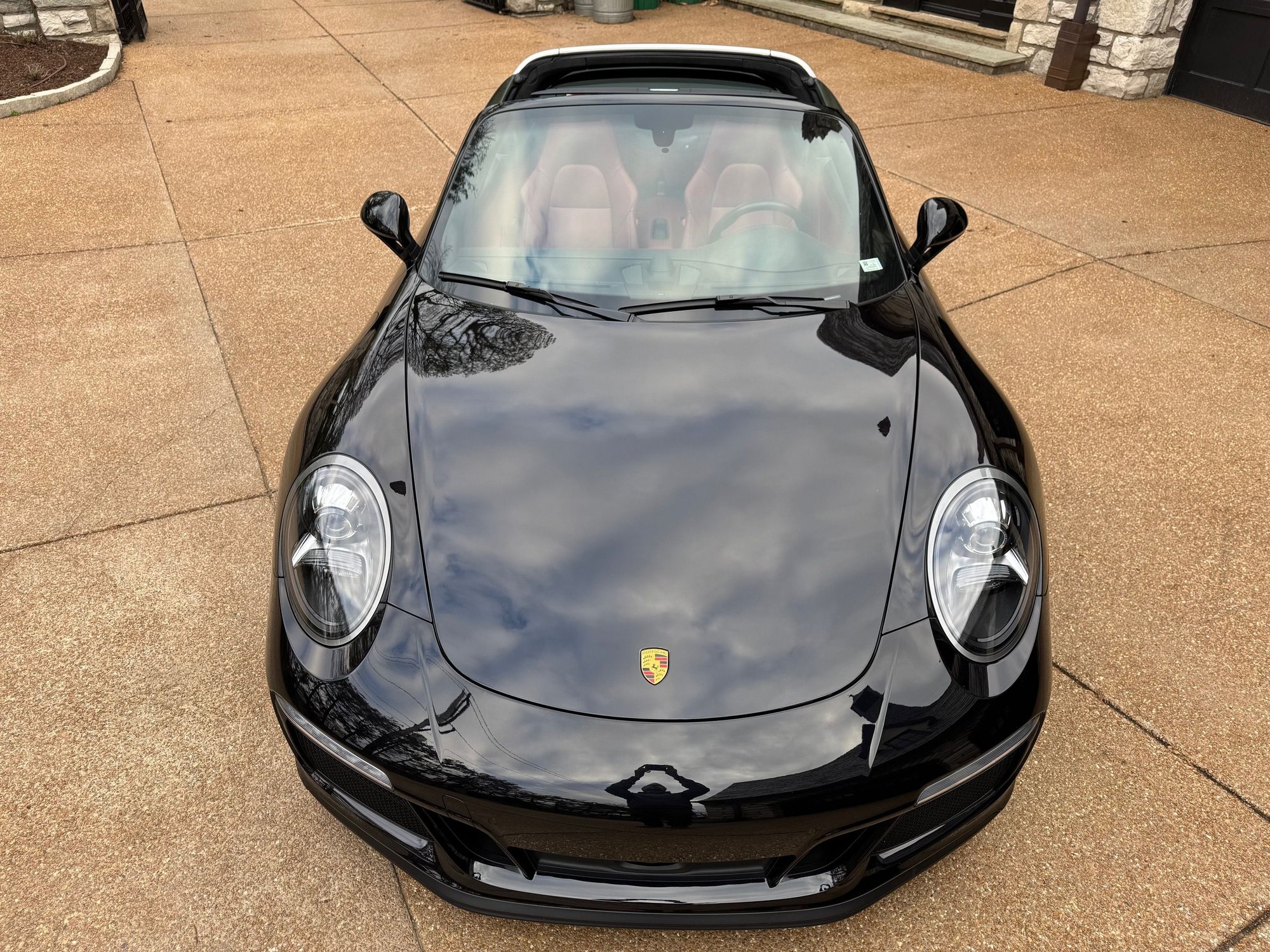 2019 Porsche 911 - 2019 911 Targa 4 GTS - Used - VIN WP0BB2A91KS126371 - 5,295 Miles - 6 cyl - AWD - Automatic - Coupe - Black - Saint Louis, MO 63105, United States