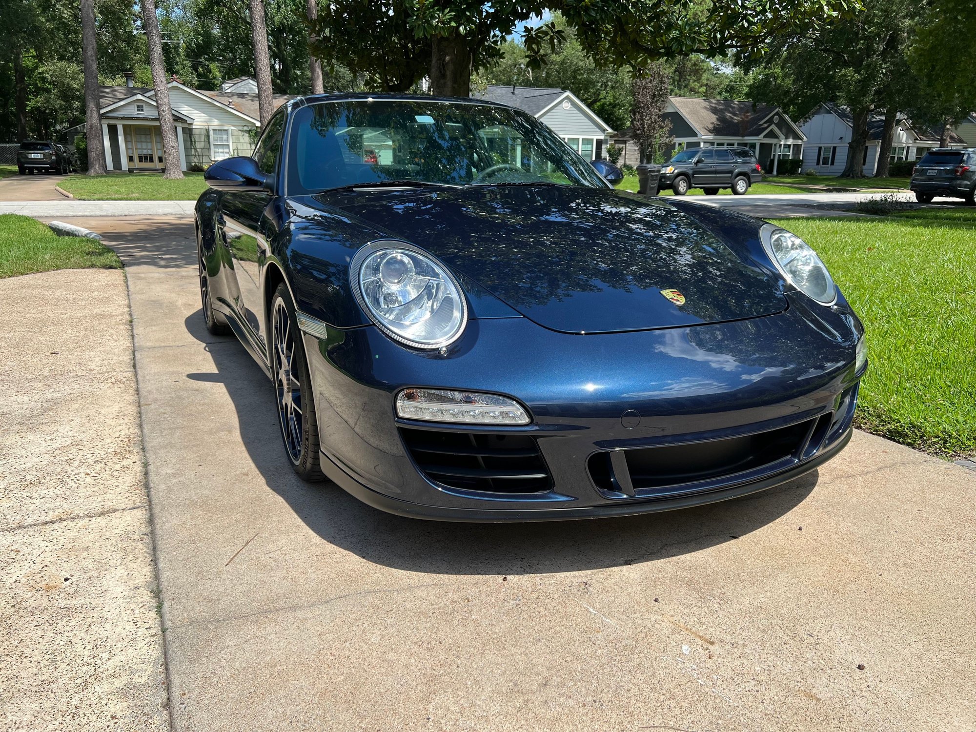 2011 Porsche 911 - 2011 Porsche 911 GTS Coupe 6MT in Dark Blue Metallic (Rare) - Used - VIN WP0AB2A97BS720989 - 42,000 Miles - 6 cyl - 2WD - Manual - Coupe - Blue - Houston, TX 77008, United States