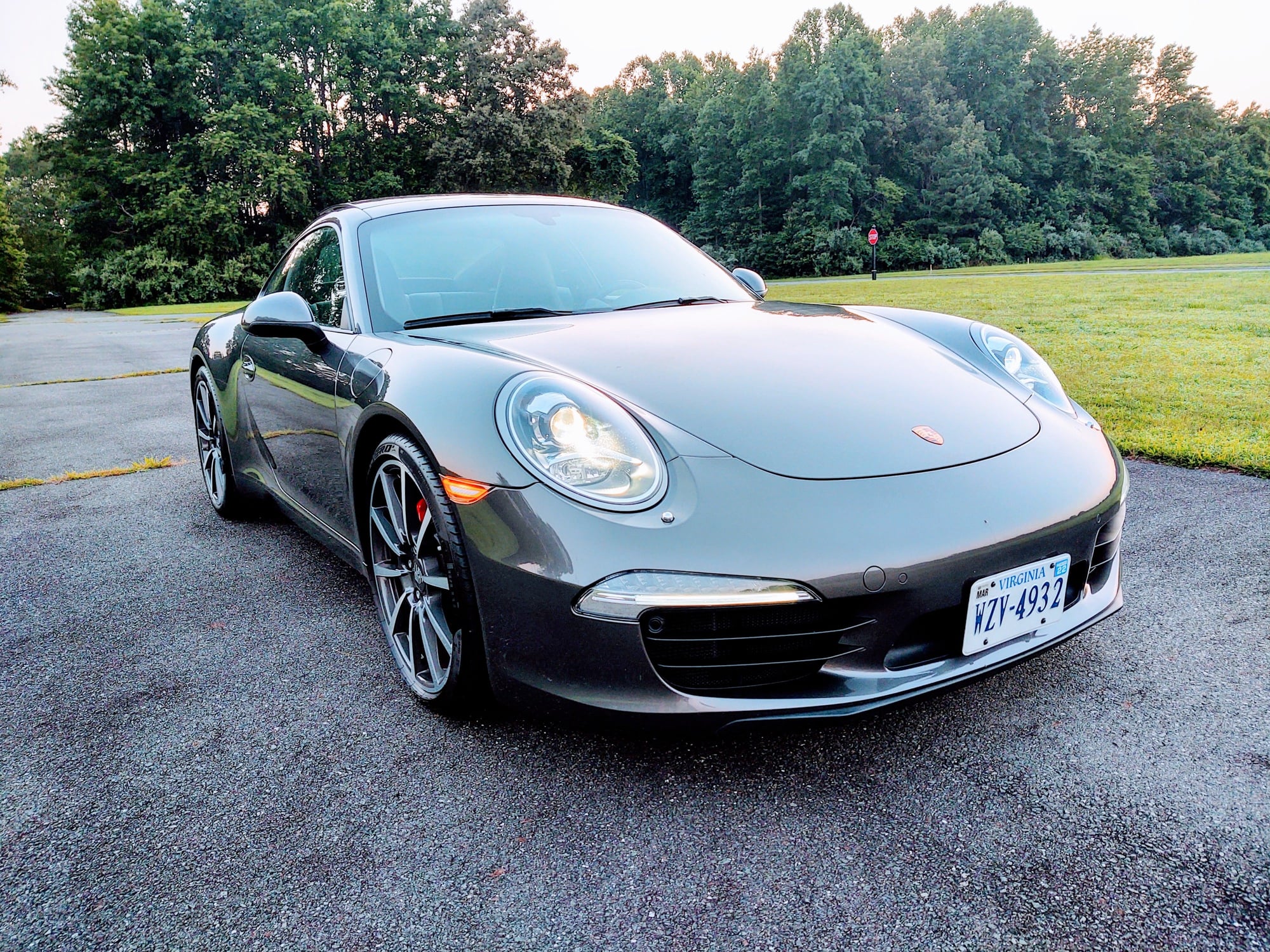 2013 Porsche 911 - 2013 Porsche 991 C2S 7MT CPO - Used - VIN WP0AB2A91DS120939 - 29,600 Miles - 6 cyl - 2WD - Manual - Coupe - Gray - Weems, VA 22576, United States