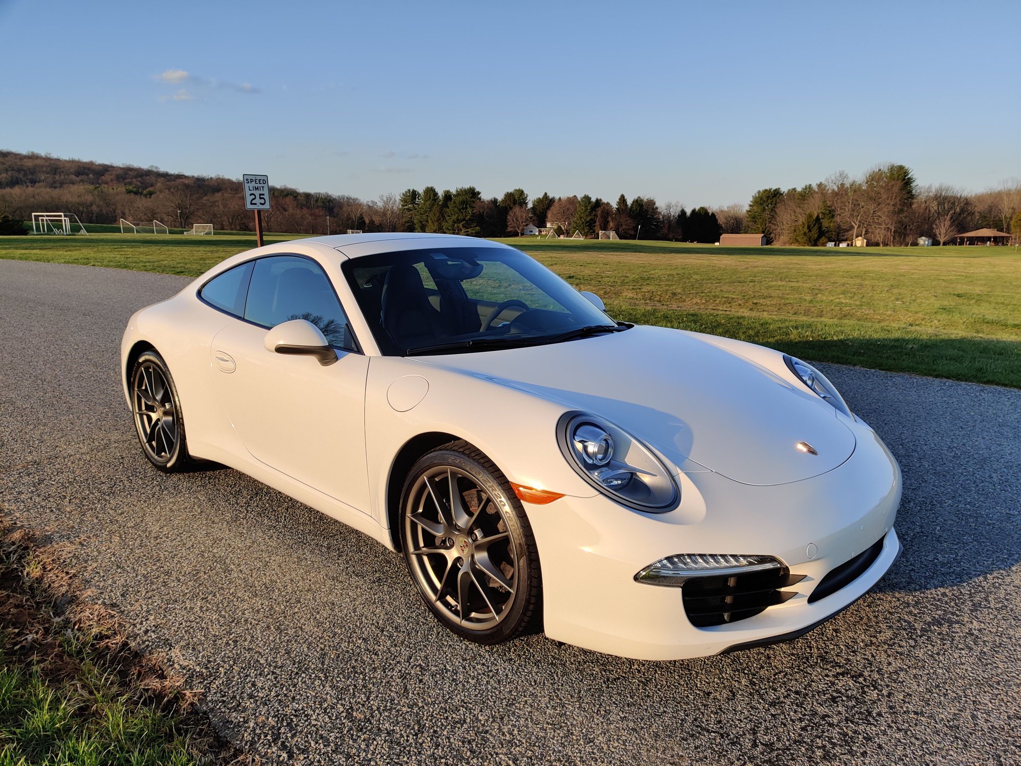 2012 Porsche 911 - 2012 911 Carrera White w/ 7-speed MT - Used - VIN WP0AA2A92CS106520 - 64,250 Miles - 6 cyl - 2WD - Manual - Coupe - White - Whitehouse Station, NJ 08889, United States