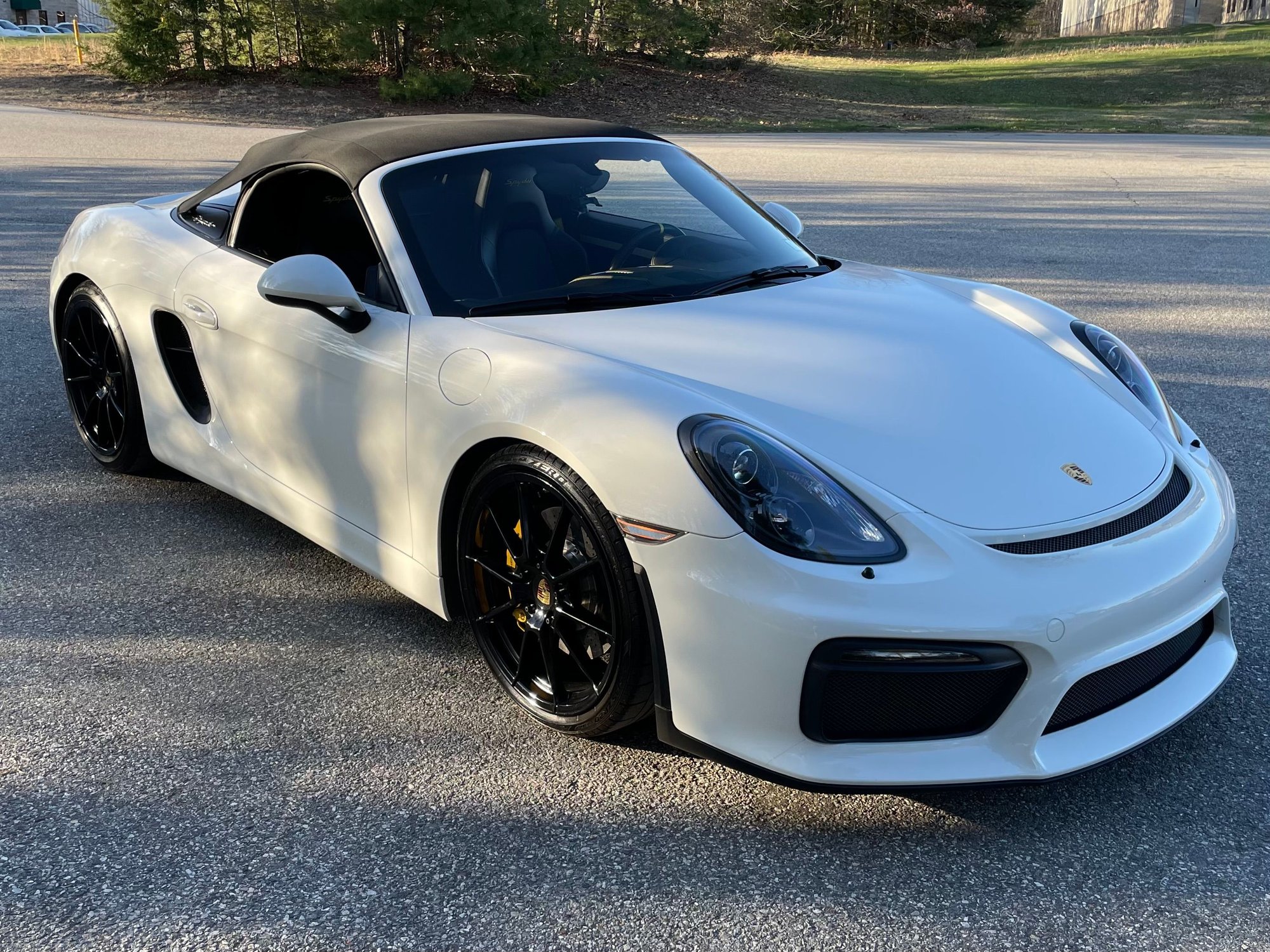 2016 Porsche Boxster - 2016 981 Spyder For Sale - Used - VIN WP0CC2A8XGS152175 - 21,068 Miles - 6 cyl - 2WD - Manual - Convertible - White - Plaistow, NH 03865, United States