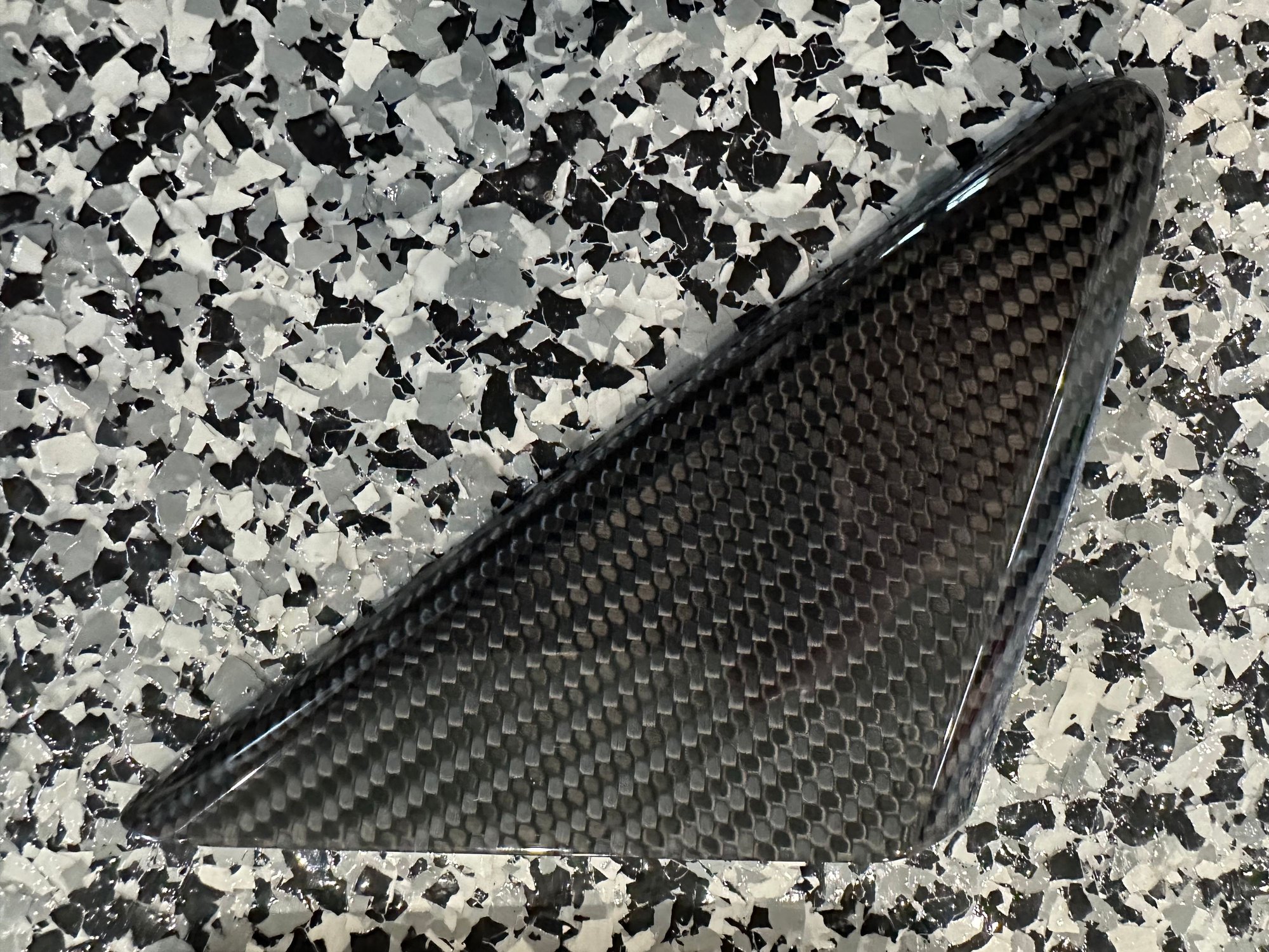 Exterior Body Parts - 991 / 918 / 981 Carbon Fiber Window Triangle Trim (Porsche OEM) - Used - 2018 to 2019 Porsche 911 - Indianapolis, IN 46240, United States