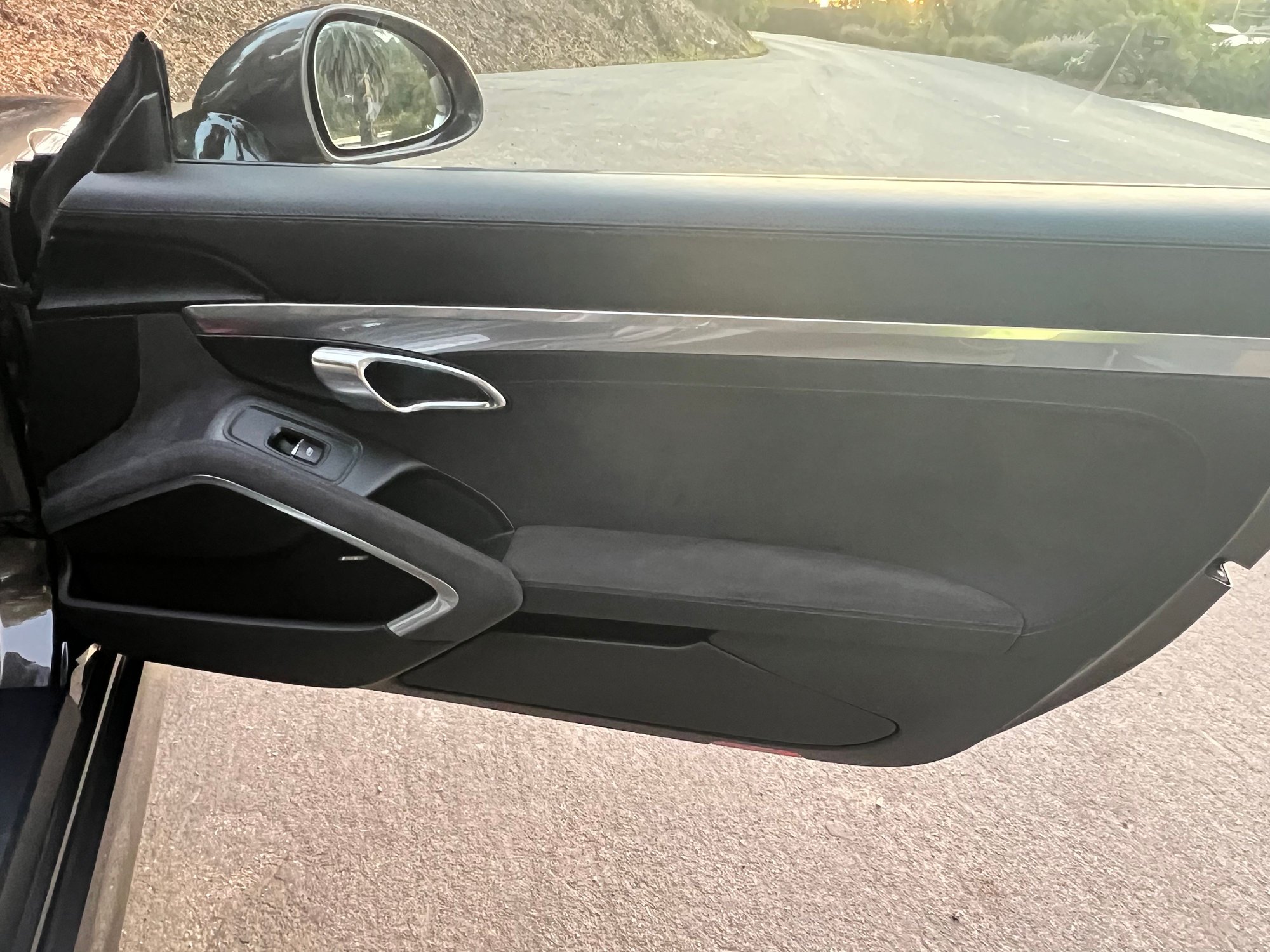 2015 Porsche Cayman - 2015 PORSCHE CAYMAN GTS - Used - VIN WP0AB2A8XFK182057 - 38,800 Miles - 6 cyl - 2WD - Automatic - Coupe - Brown - Redwood City, CA 94062, United States