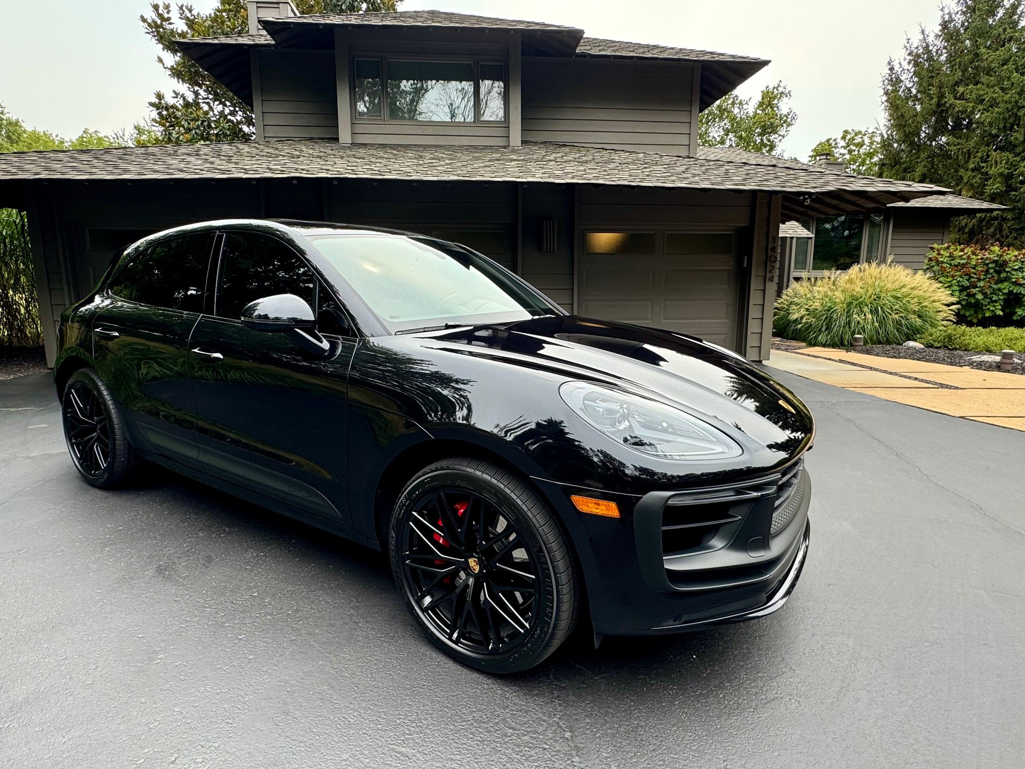2023 Porsche Macan - 2023 Macan GTS * CPO * Immaculate w/ new Michelins - Used - VIN WP1AF2A57PLB55628 - 24,500 Miles - 6 cyl - AWD - Automatic - SUV - Black - Chesterfield, MO 63017, United States