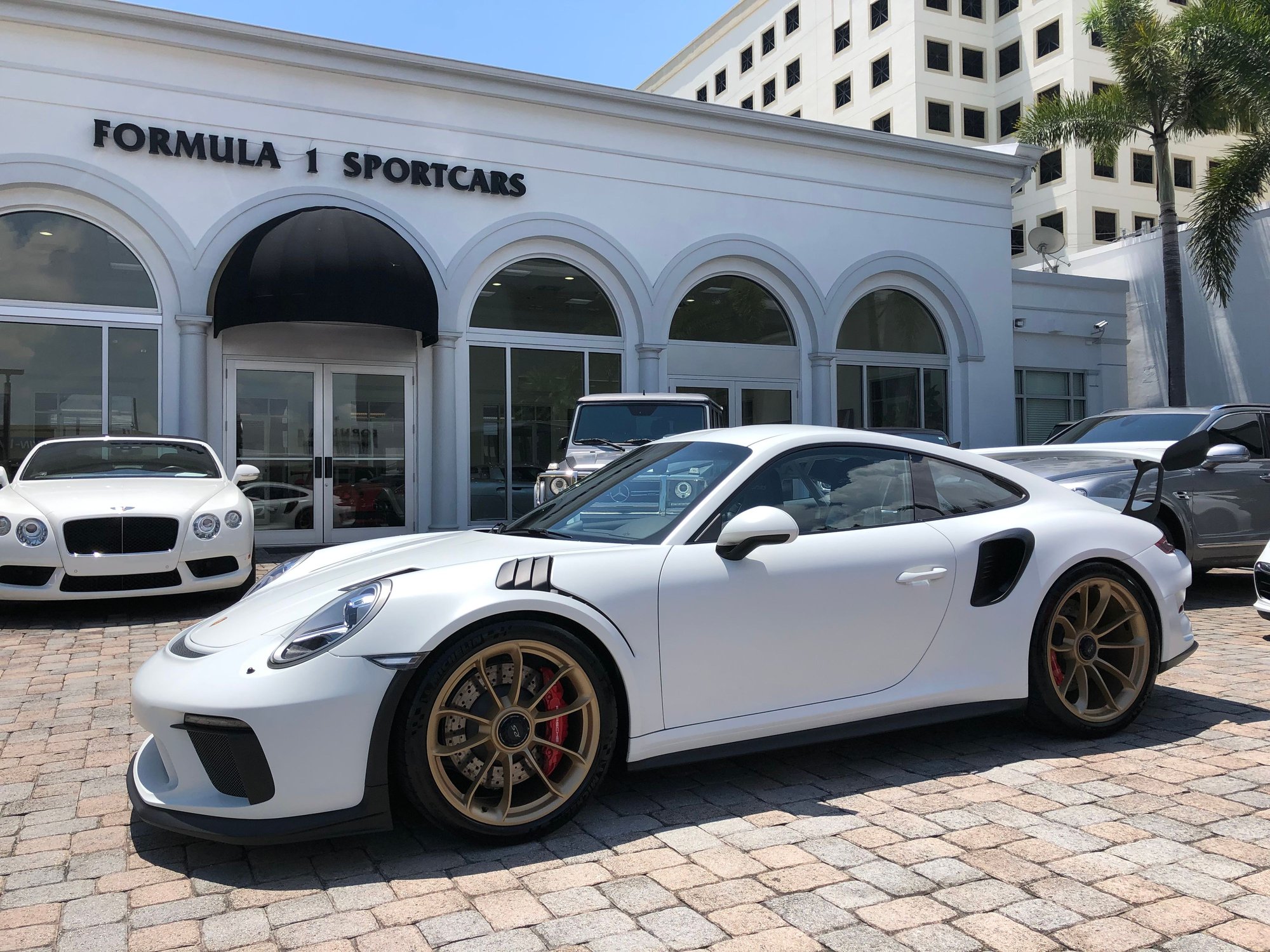 2019 Porsche GT3 - 2019 PORSCHE 911 GT3RS - Used - VIN WP0AF2A97KS165420 - 1,221 Miles - 6 cyl - 2WD - Automatic - Coupe - White - Miami, FL 33146, United States