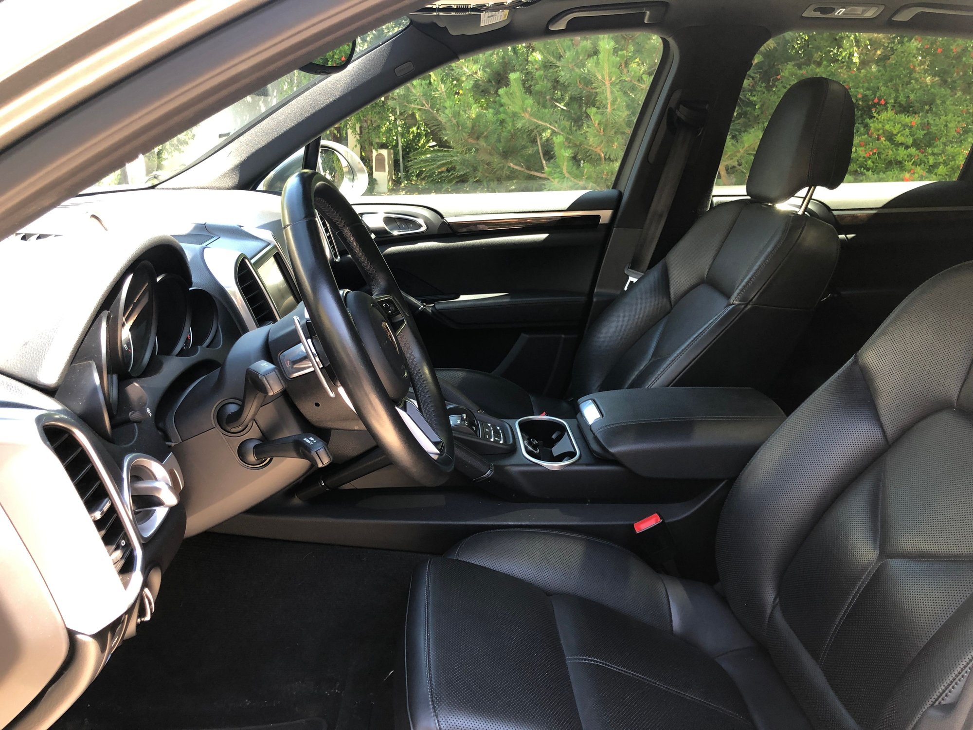 2016 Cayenne Base in Meteor Grey with black interior ...