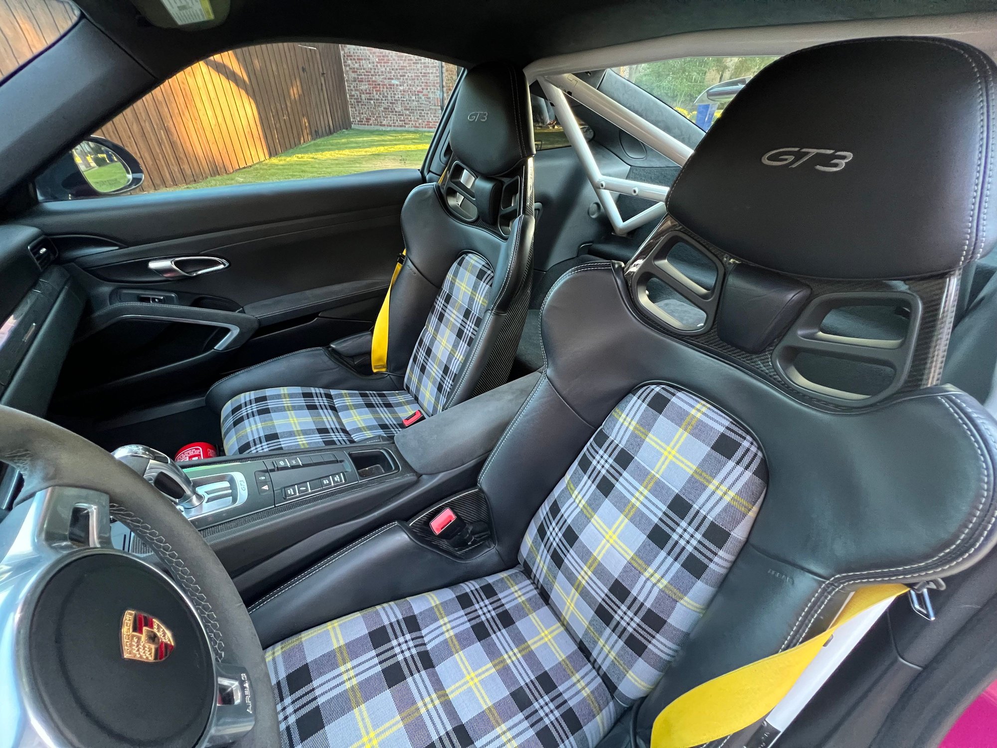 2015 Porsche GT3 - 2015 GT3 991 PCCB, LWB best price in the US - Used - VIN WP0AC2A99FS183867 - 28,500 Miles - 6 cyl - 2WD - Automatic - Coupe - White - Mckinney, TX 75072, United States