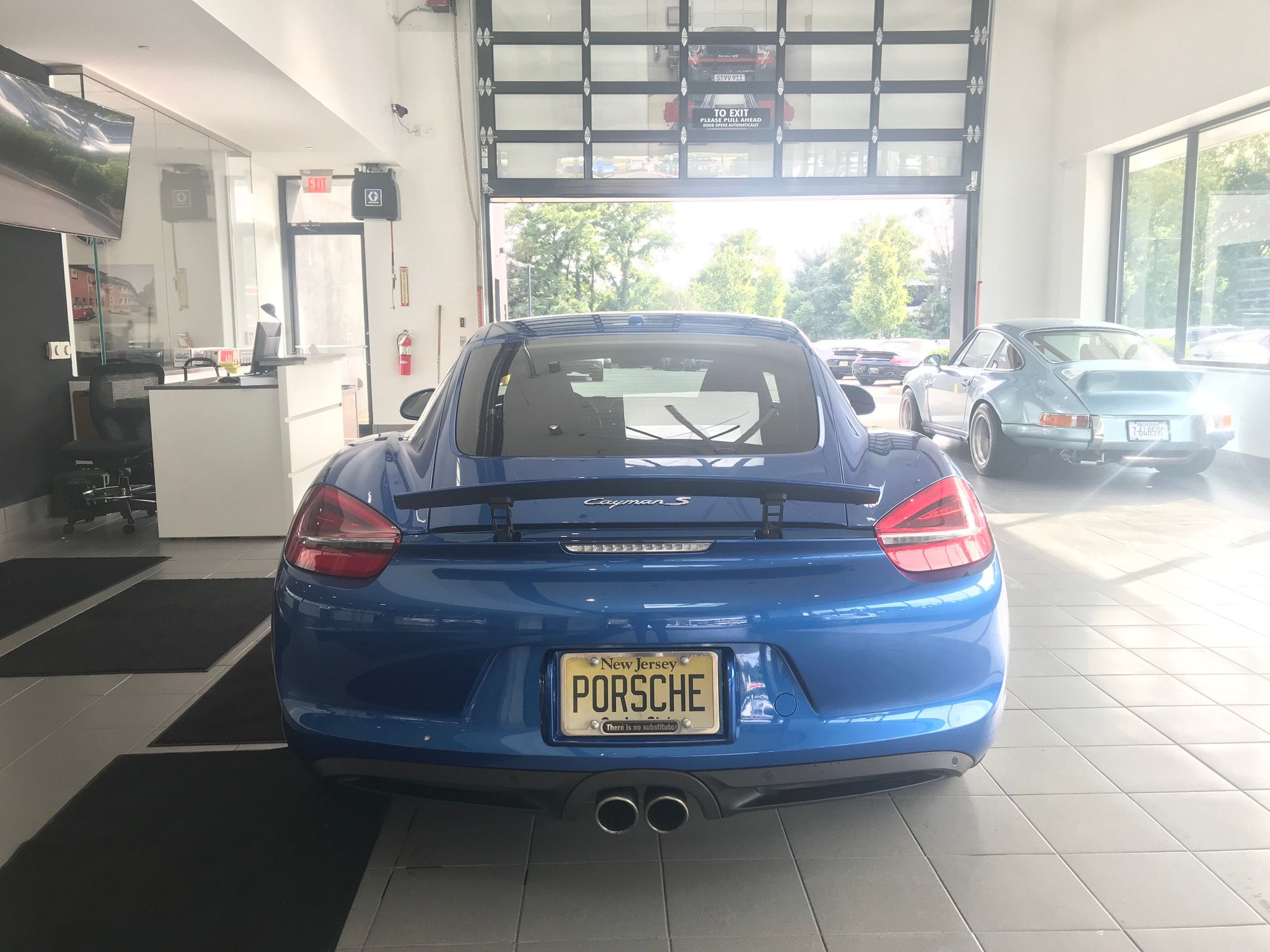 2014 Porsche Cayman - CPO SAPPHIRE BLUE 2014 PORSCHE CAYMAN S PDK, 20" CARRERA WHEELS, NAV, BOSE, 25K MILES - Used - VIN WP0AB2A84EK192078 - 25,800 Miles - 6 cyl - 2WD - Automatic - Coupe - Blue - Millburn, NJ 07041, United States