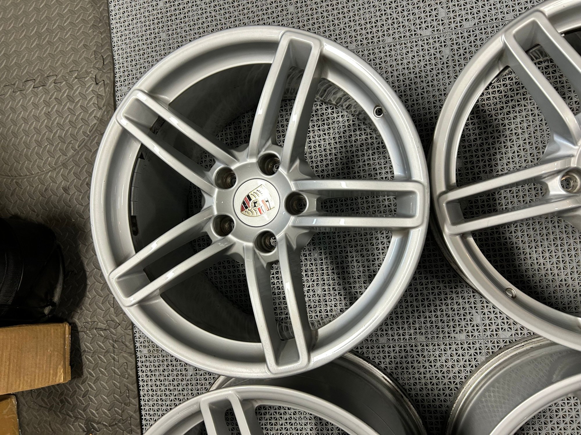 Wheels and Tires/Axles - 991.1 and 991.2 OEM 19” Carrera wheels - Used - Clark, NJ 7066, United States