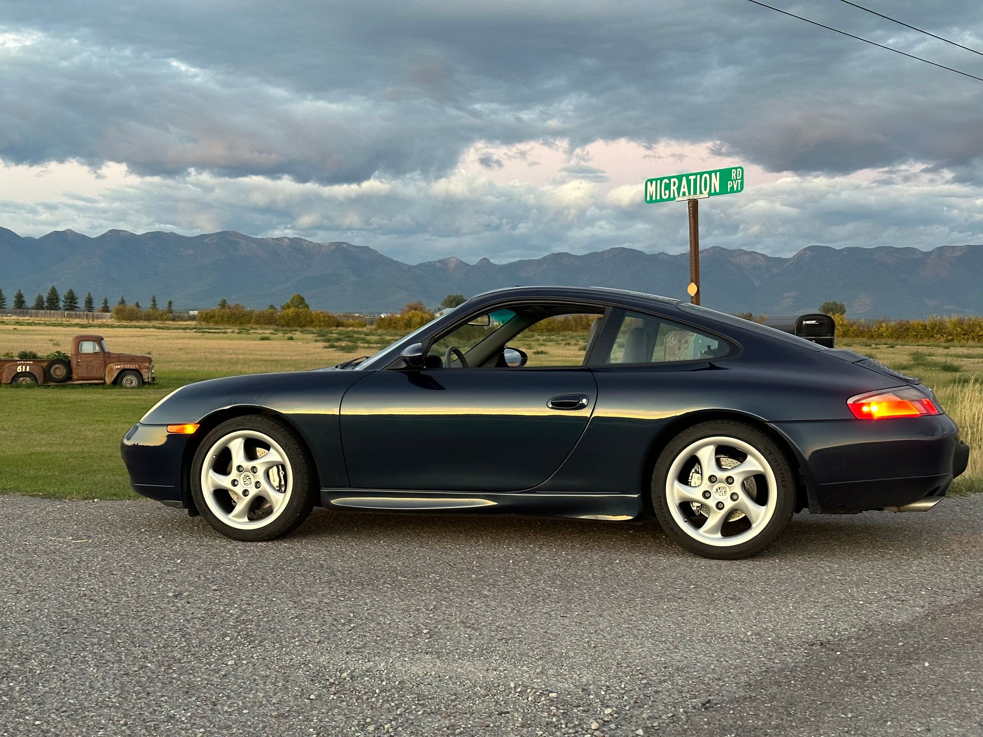 1999 Porsche 911 - 1999 Carrera 4 - Ocean Blue Metallic - Used - VIN WP0AA2991XS624175 - 118,000 Miles - 6 cyl - AWD - Manual - Coupe - Blue - Bigfork, MT 59911, United States
