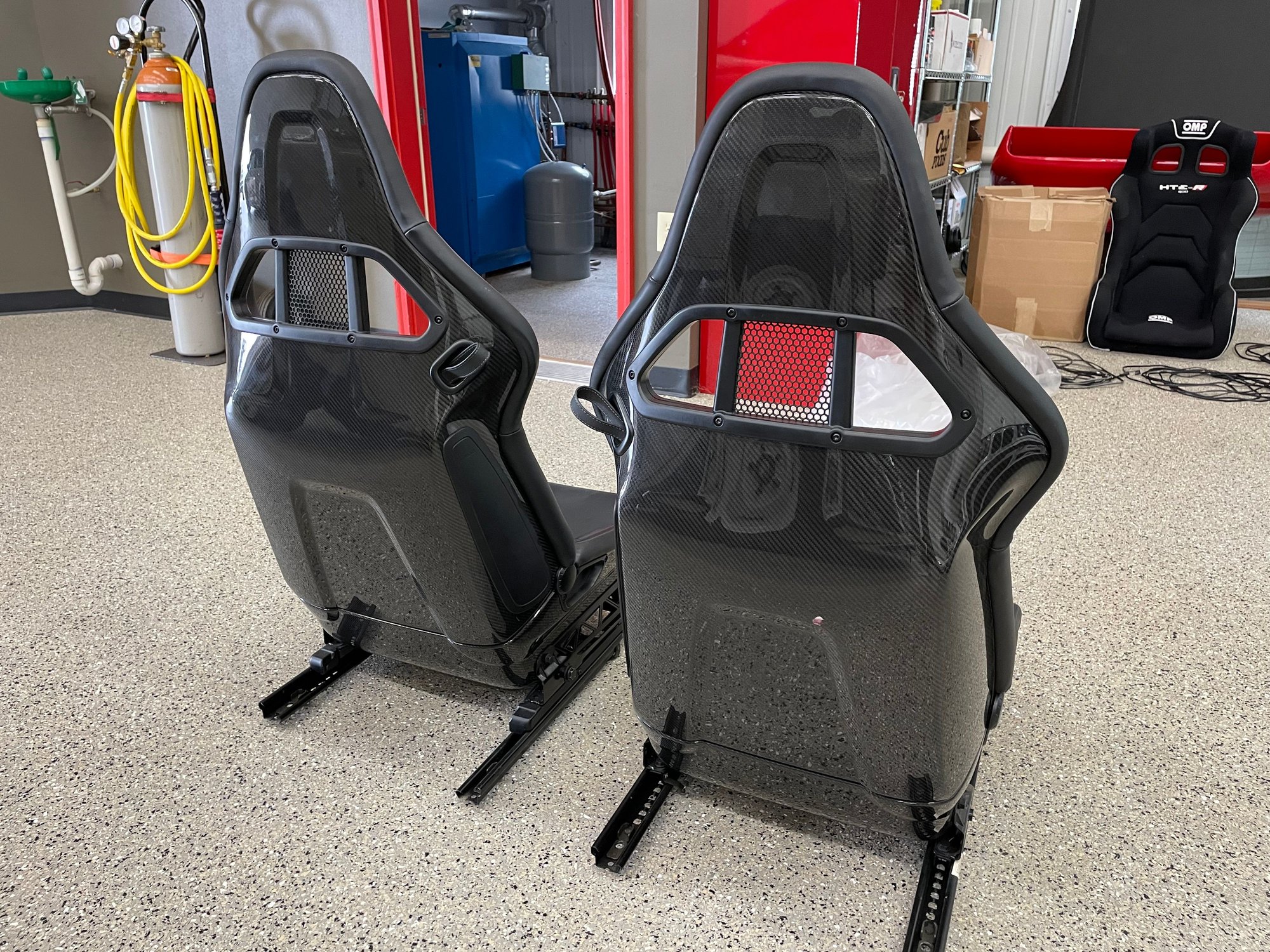 Interior/Upholstery - 997 Carbon Fiber Sport Bucket Seats - Used - All Years  All Models - Saint Paul, MN 55112, United States