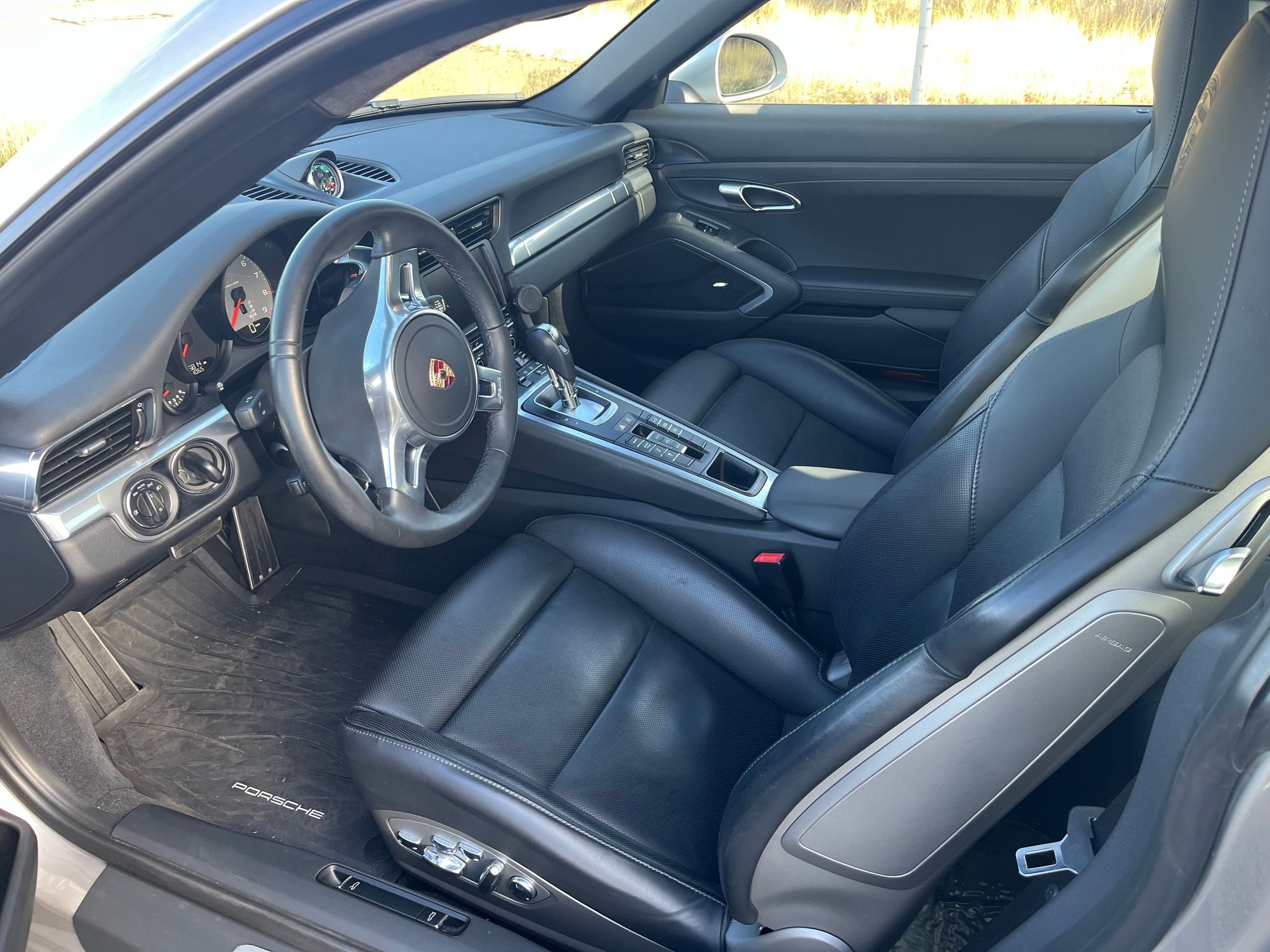 2013 Porsche 911 - 2013 Porsche 911 C4S w/26k Miles - Used - VIN WP0AB2A93DS120926 - 25,815 Miles - 6 cyl - AWD - Automatic - Coupe - Silver - Bend, OR 97702, United States