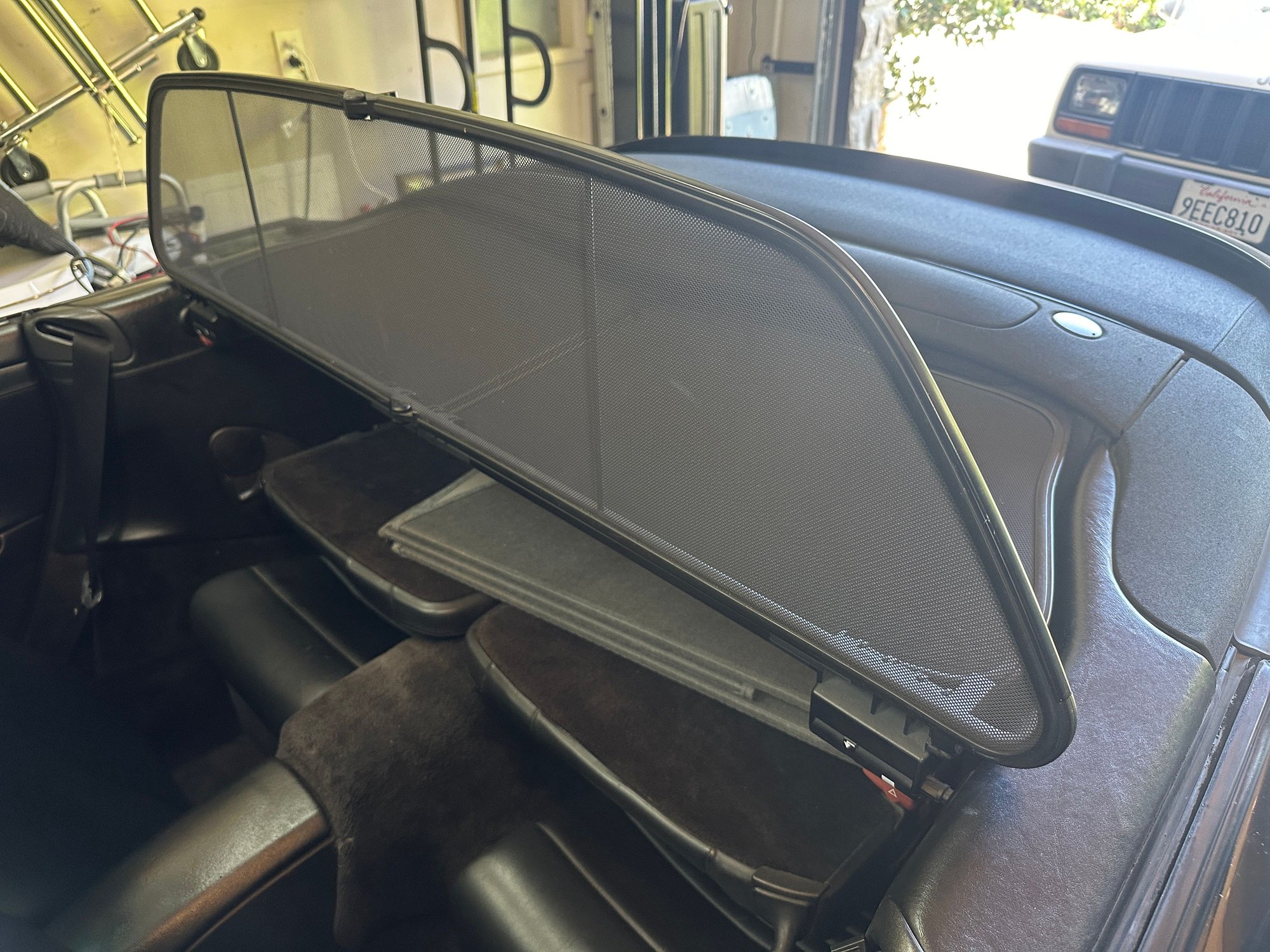 Interior/Upholstery - Porsche 911 996 997 Wind Deflector Windscreen OEM Works Great - Used - 1999 to 2005 Porsche 911 - Laguna Beach, CA 92651, United States