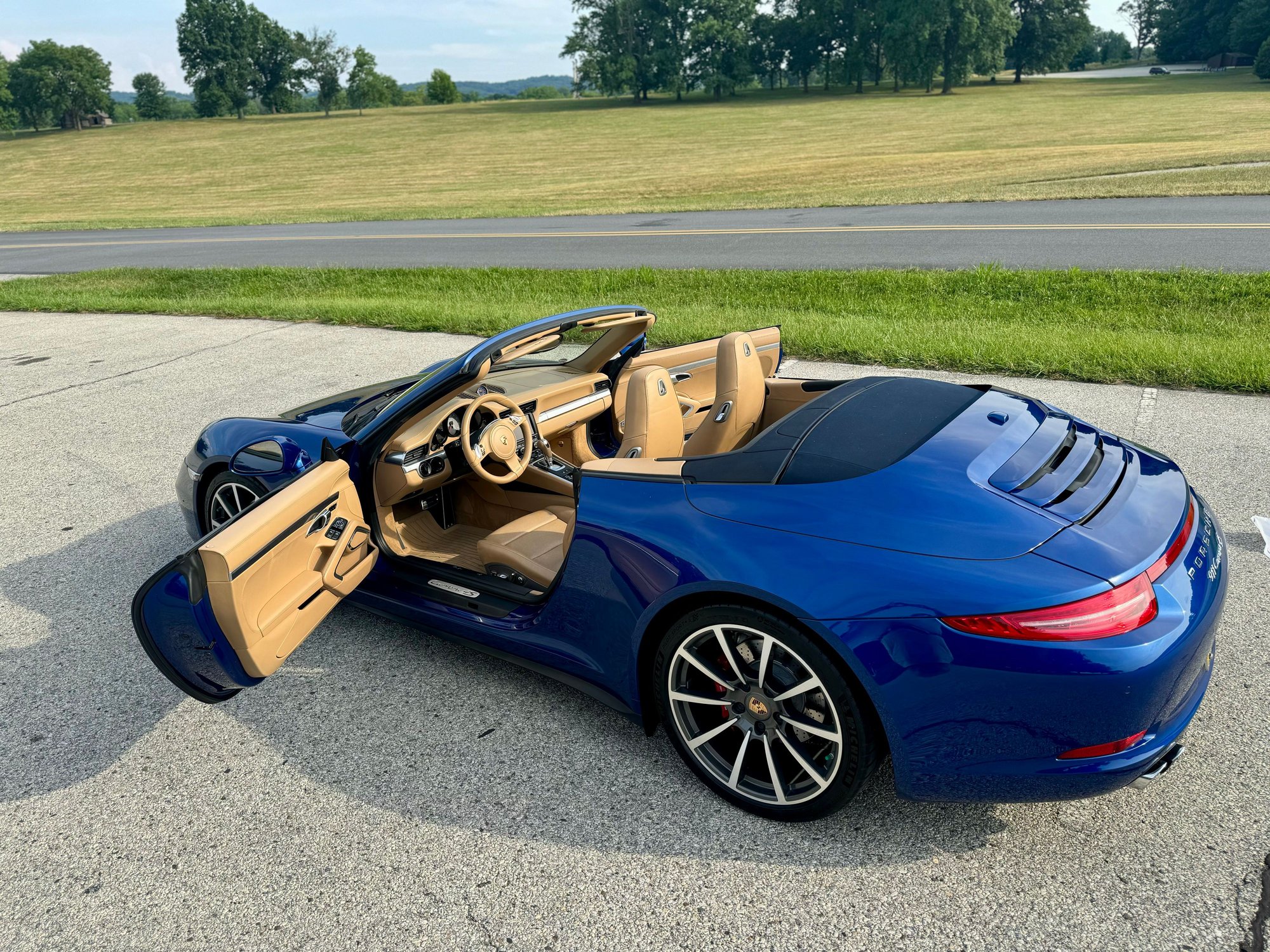 2013 Porsche 911 - 911 C4S Cabriolet Gorgeous High Spec  (Sports Chrono, PSE, Burmester, PAS, Prem Plus) - Used - VIN WP0CB2A90DS155464 - 45,000 Miles - 4WD - Automatic - Convertible - Blue - Villanova, PA 19085, United States