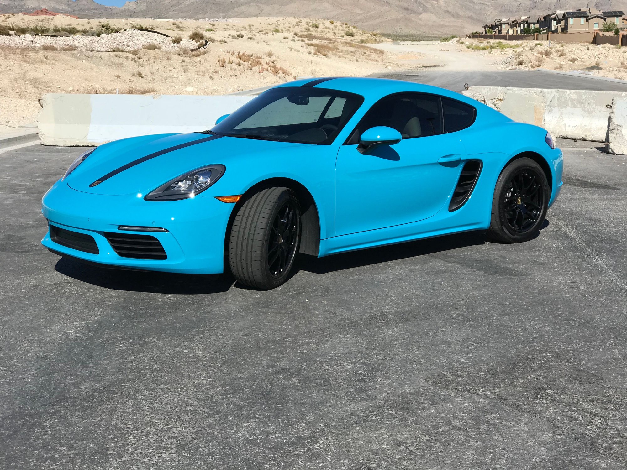 2017 Porsche 718 Cayman - Beautiful Miami Blue 718 with Extras! - Used - VIN WP0AA2A85HS270388 - 10,000 Miles - 4 cyl - 2WD - Automatic - Coupe - Blue - Las Vegas, NV 89138, United States