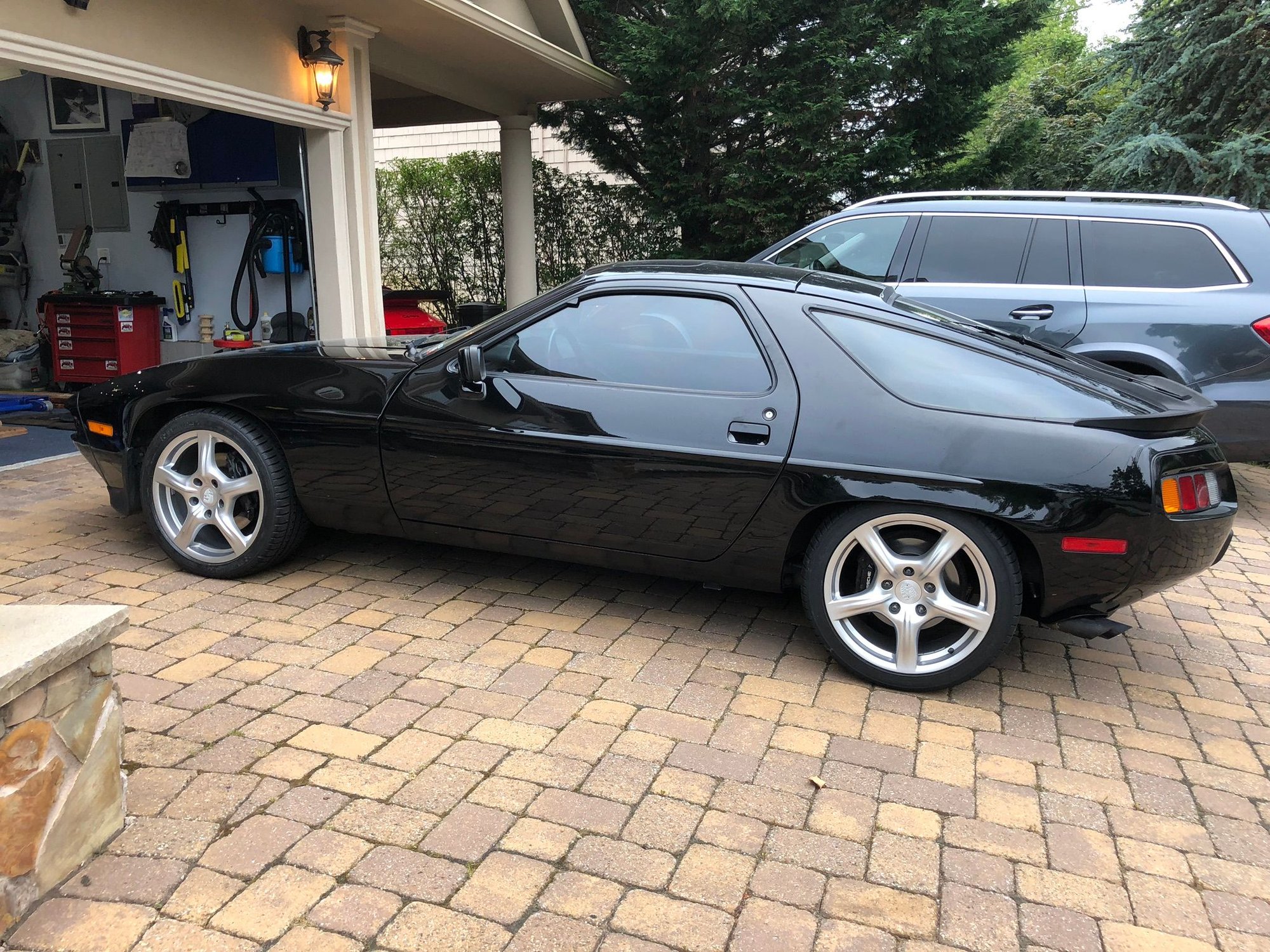1986 Porsche 928 - 2 Owner 1986.5 Porsche 928 S3 with 43K miles - Used - VIN WP0JB092XGS861669 - 43,000 Miles - 8 cyl - 2WD - Automatic - Hatchback - Black - Woodmere, NY 11598, United States