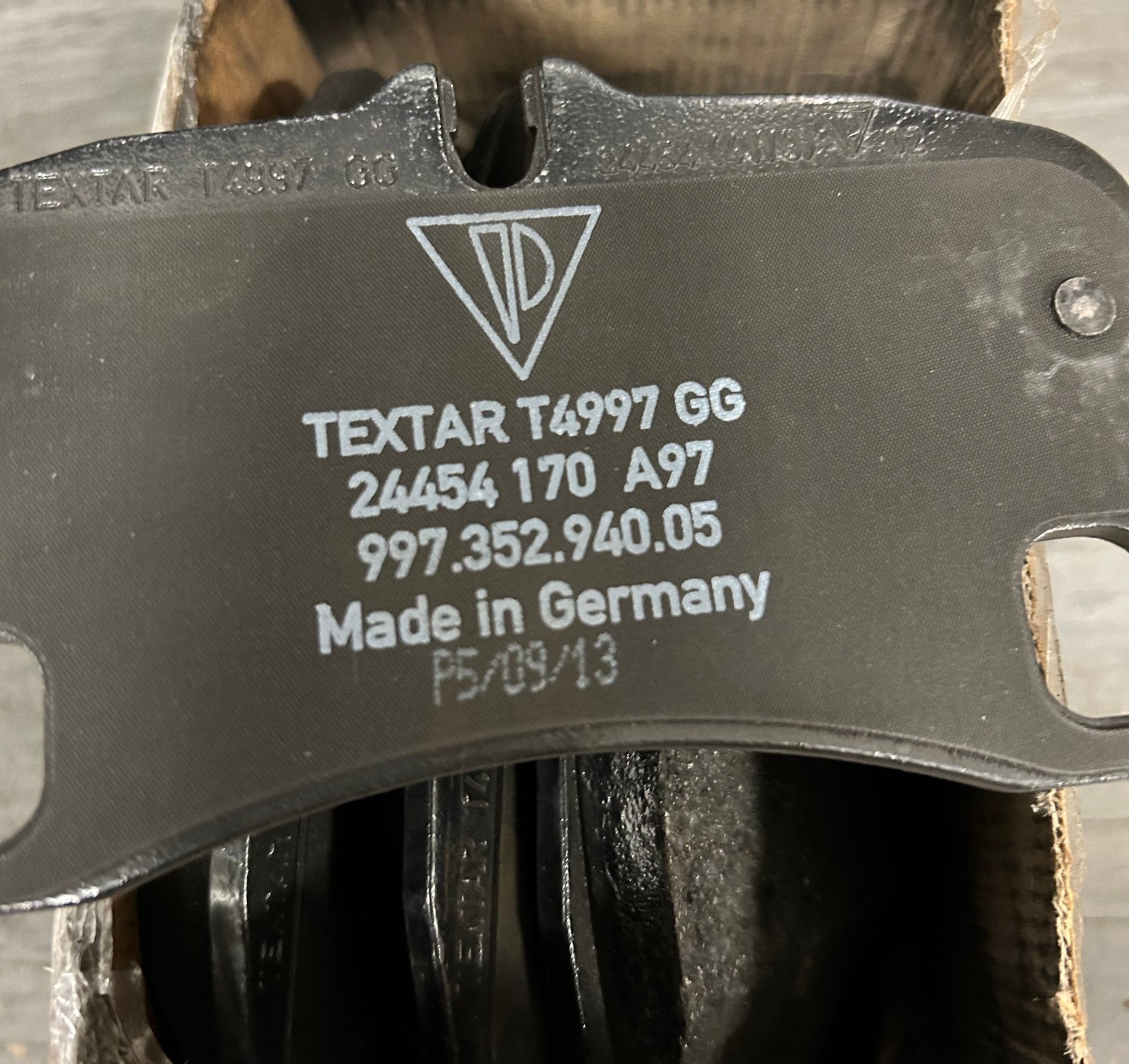 Brakes - 997 Turbo Rear Brake Pads OEM NEW - New - 2007 to 2013 Porsche 911 - Saskatoon, SK S7C0B2, Canada