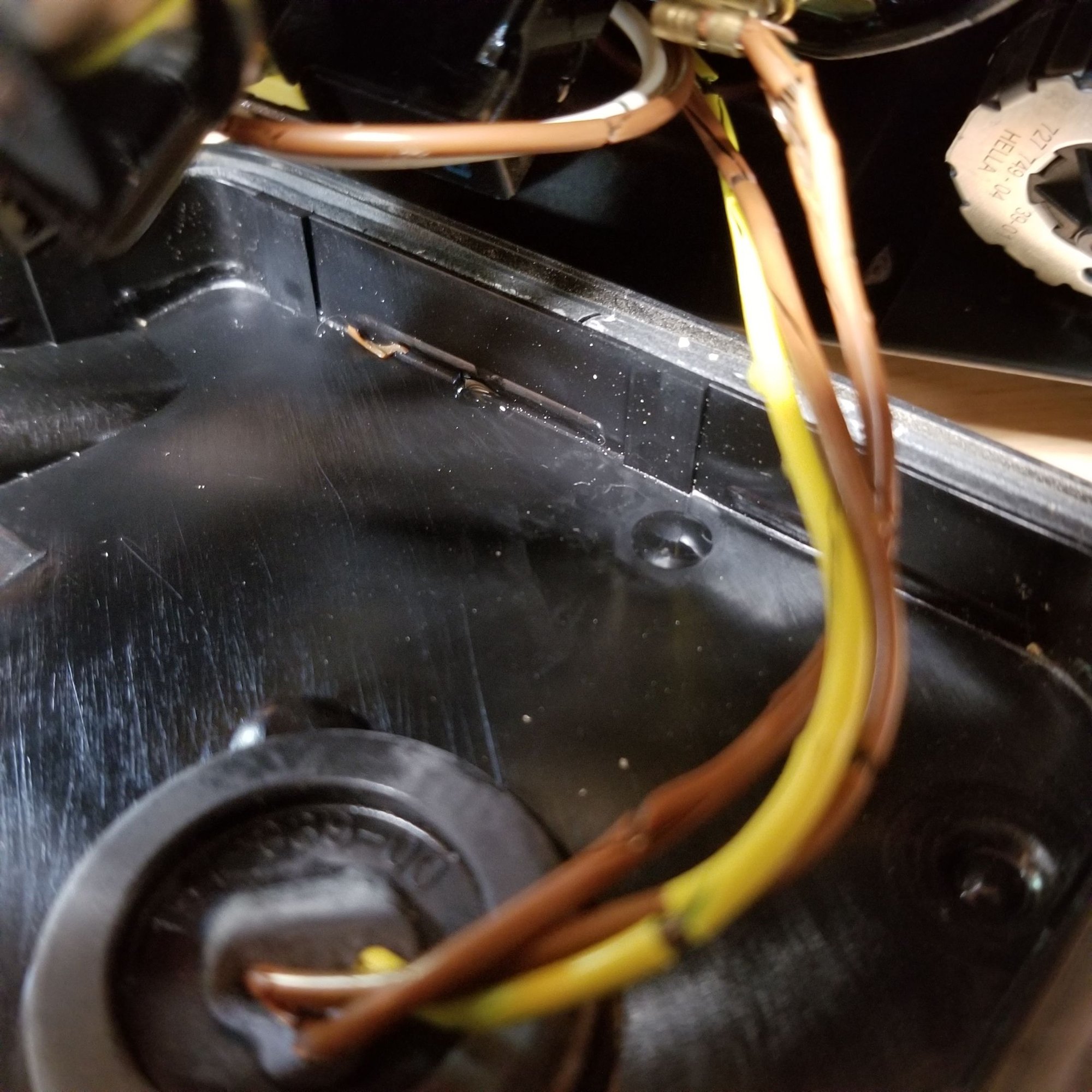 HID headlight wiring insulation cracked Rennlist Porsche Discussion