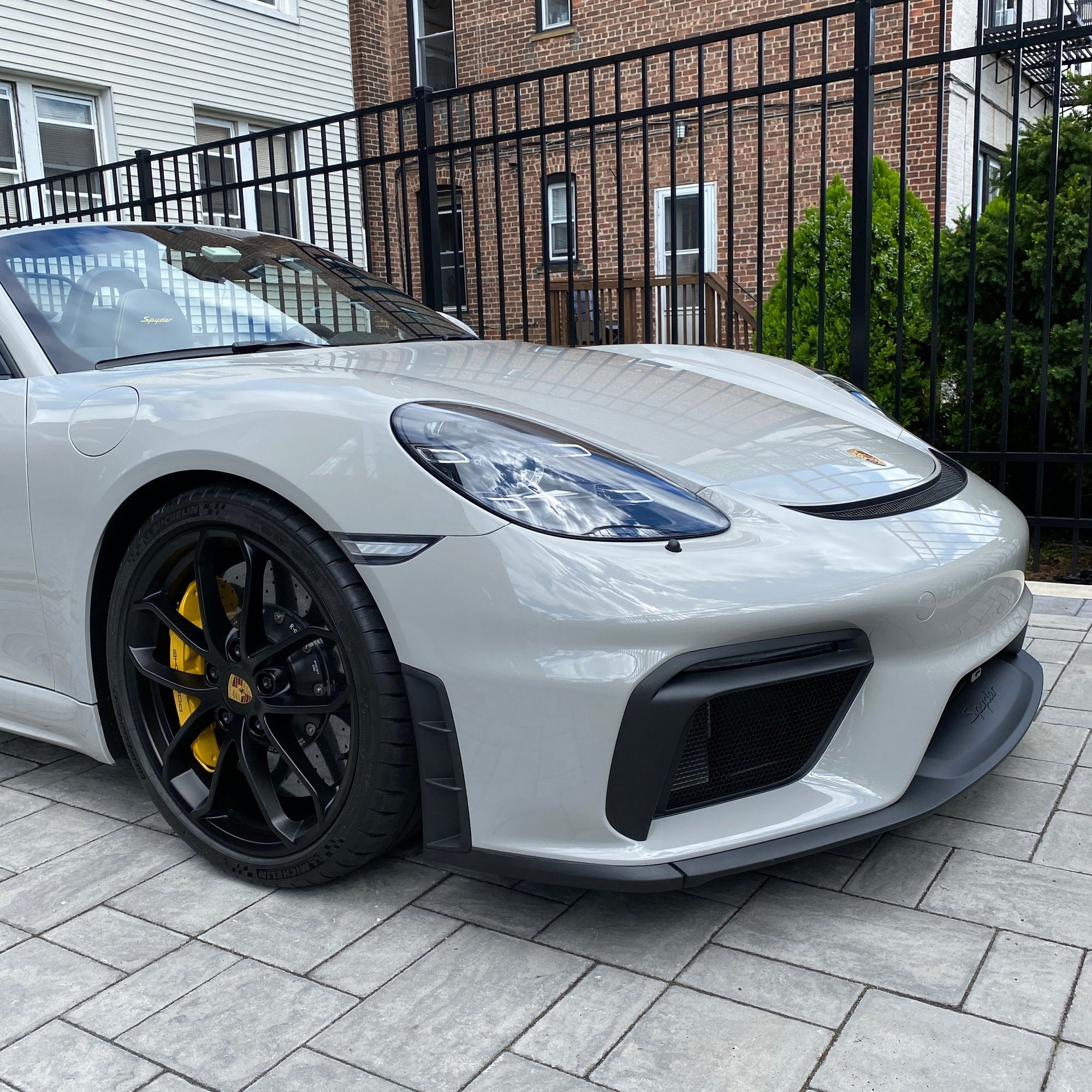 2020 Porsche 718 Spyder - 2020 718 Spyder Chalk Color Fully Loaded - Used - VIN WP0CC2A83LS240480 - 3,300 Miles - 6 cyl - 2WD - Manual - Convertible - Other - Washington, DC 20037, United States
