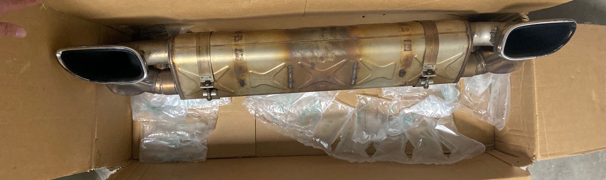 OEM 997.2 Turbo S Exhaust (w/tips) Rennlist Porsche Discussion Forums