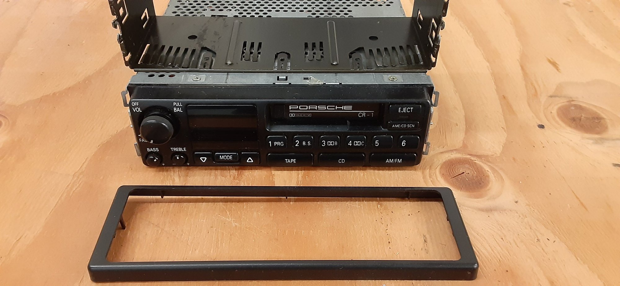 Audio Video/Electronics - PORSCHE CR-1 AM/FM/CASSETTE RADIO - Used - 1995 to 1998 Porsche 911 - Leesburg, VA 20176, United States