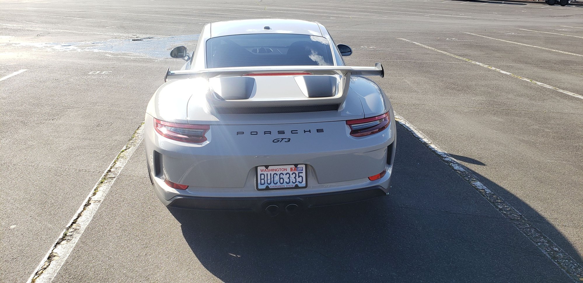 2018 Porsche GT3 - 2018 991.2 GT3 Manual in Chalk - Used - VIN WP0AC2A96JS174908 - 7,600 Miles - 6 cyl - 2WD - Manual - Coupe - Other - Renton, WA 98059, United States