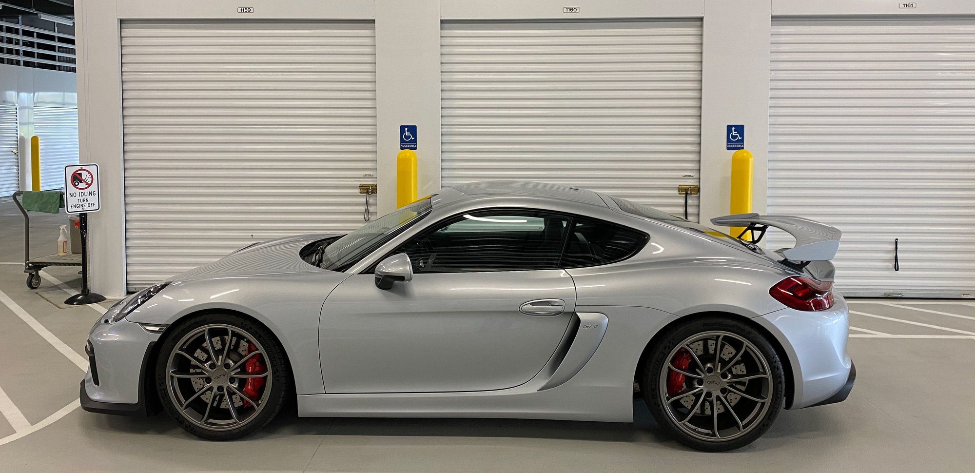 2016 Porsche Cayman GT4 - 2016 Porsche Cayman GT4 finished in Rhodium Silver over Black Full Leather/Alcantara - Used - VIN WP0AC2A87GK192608 - 7,800 Miles - 6 cyl - 2WD - Manual - Coupe - Silver - Pittsburgh, PA 15222, United States