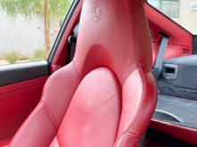 Porsche crest on the adaptive sport seats
