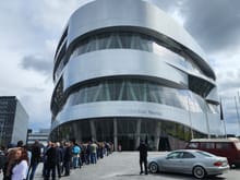 Mercedes Museum: Long line