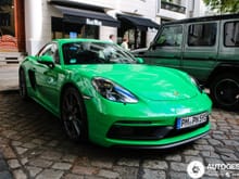 Another pic of Python Green. Not a 992, as there still doesn’t seem to be too many of those out there yet, but just thought I’d post. Need something to keep me busy until mine gets here in October 😀